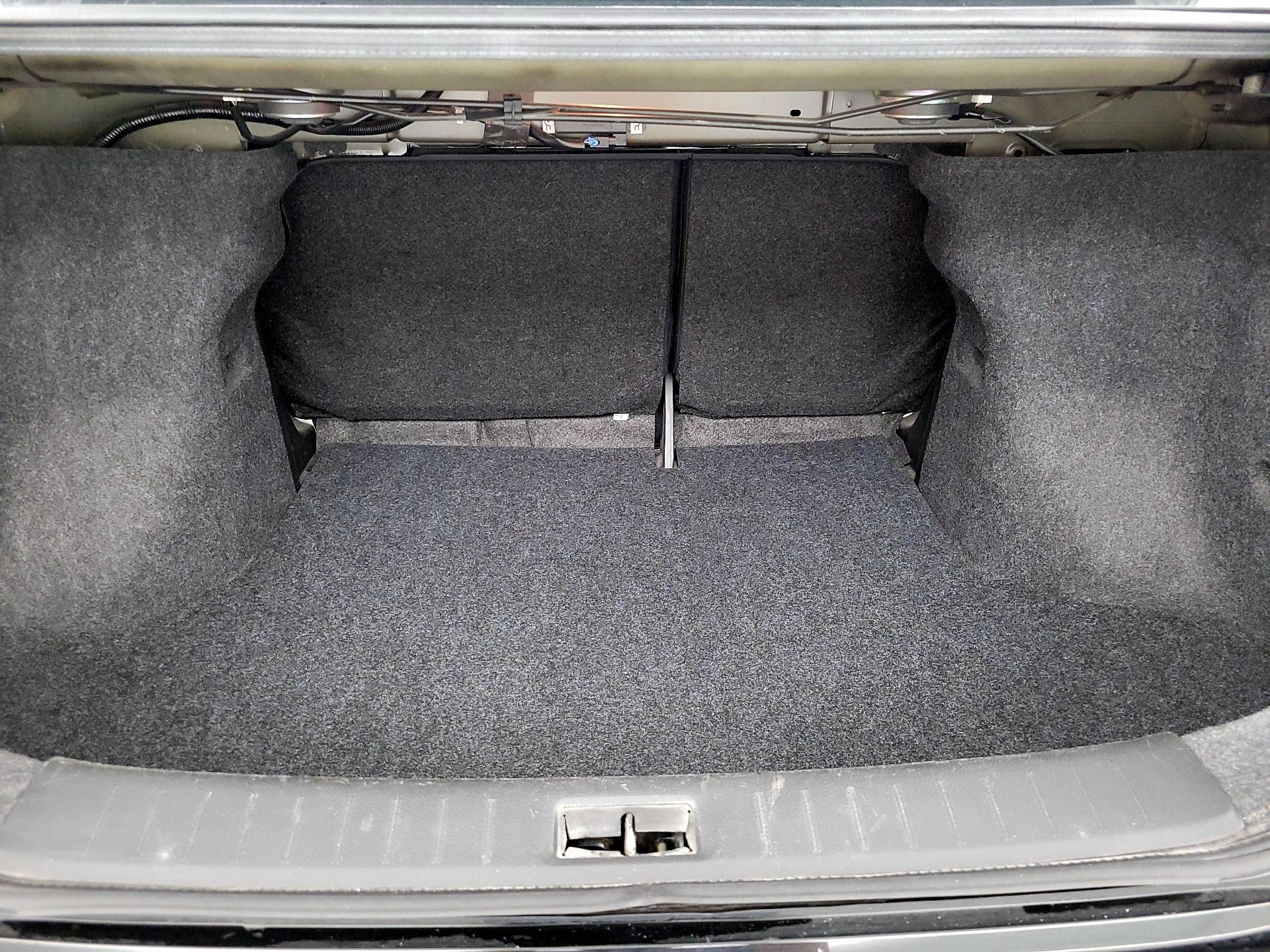 Thumbnail: 2019 Nissan Sentra - 20