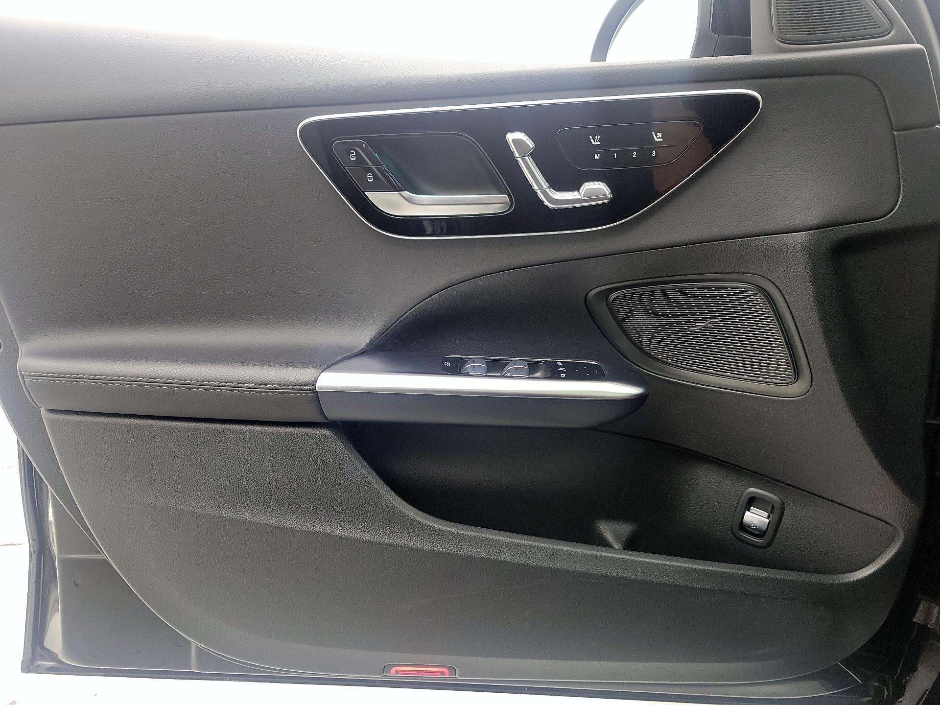 Thumbnail: 2024 Mercedes-Benz C-Class - 12