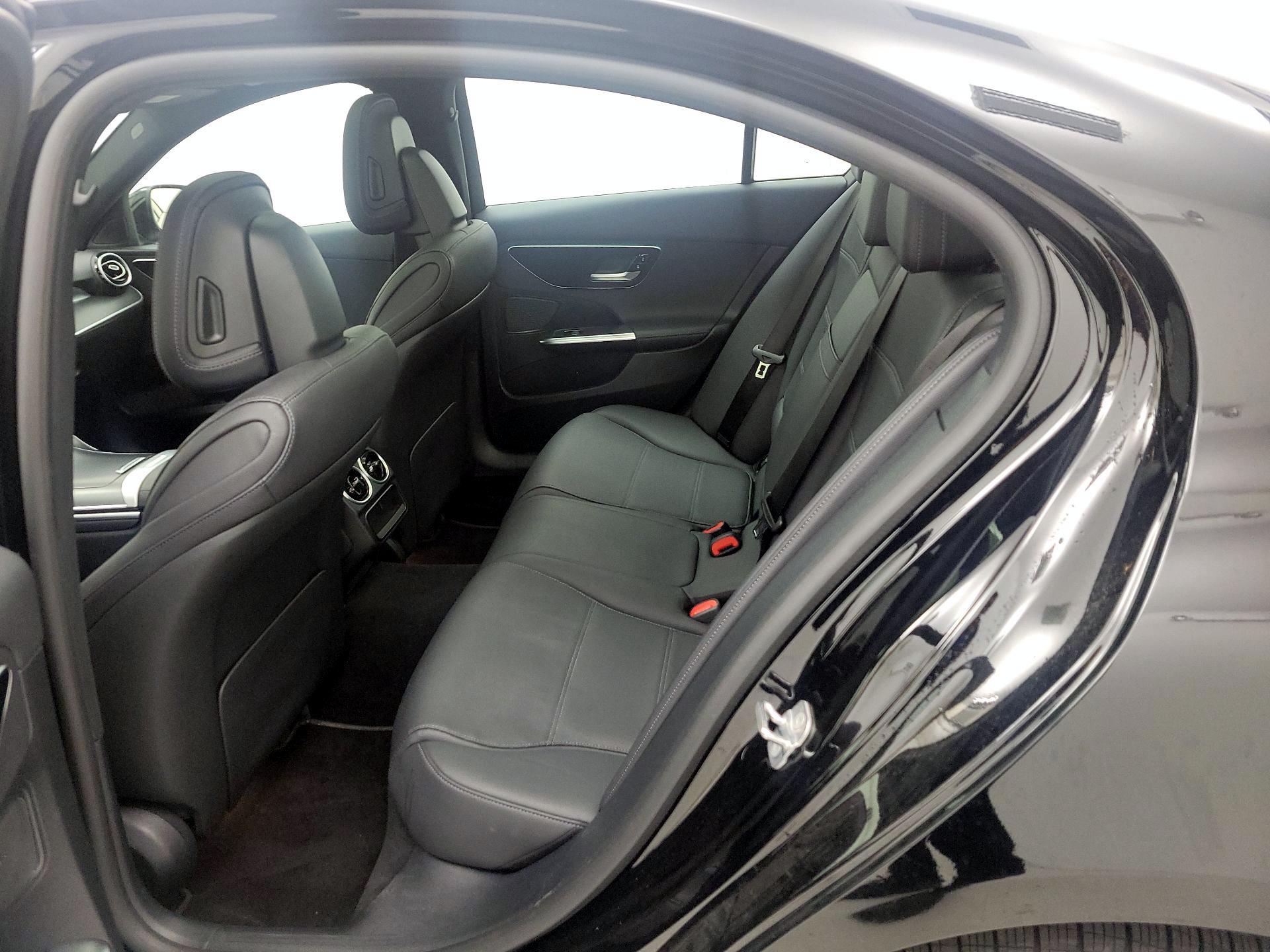 Thumbnail: 2024 Mercedes-Benz C-Class - 20