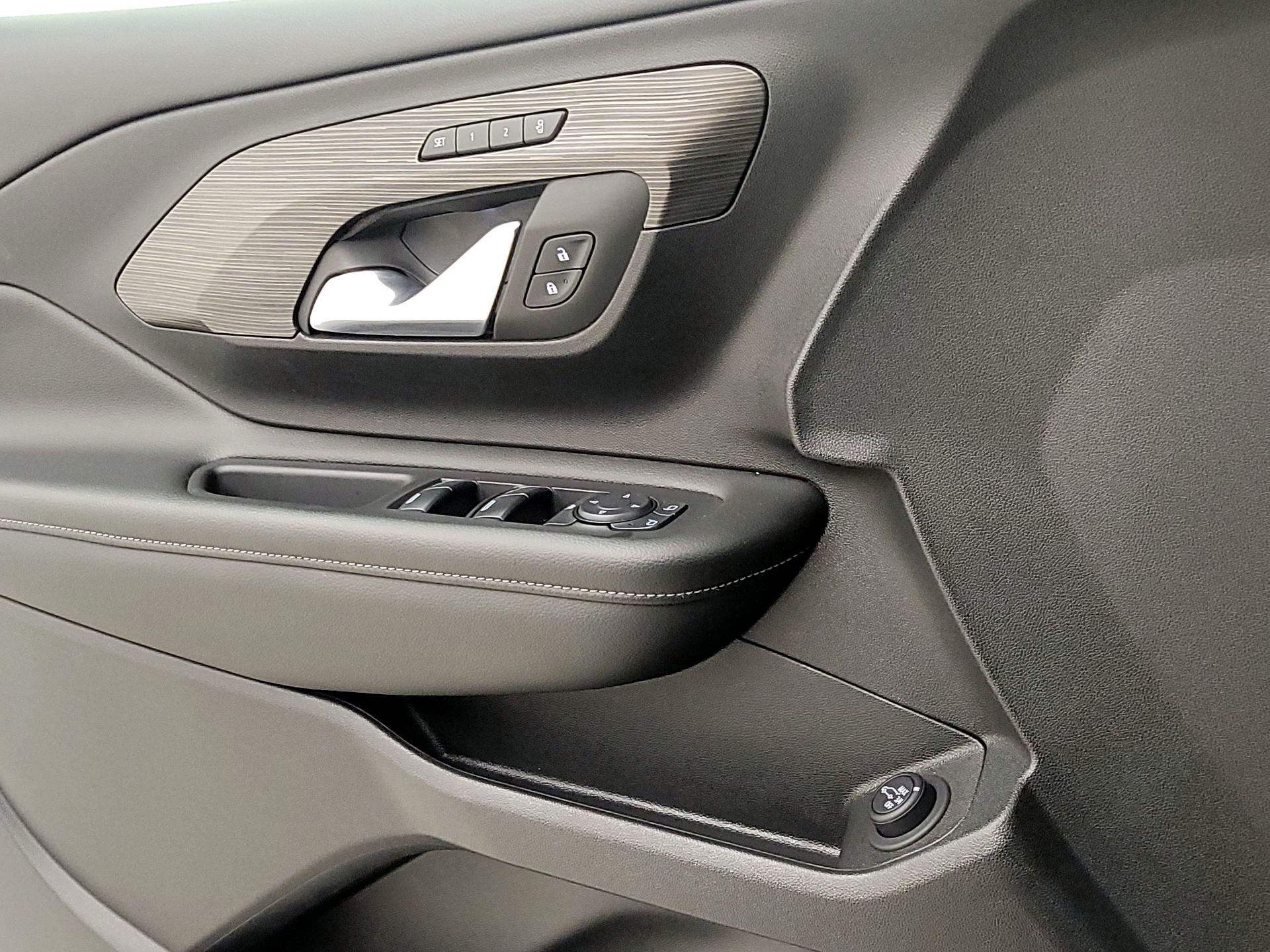 Thumbnail: 2024 GMC Terrain - 12