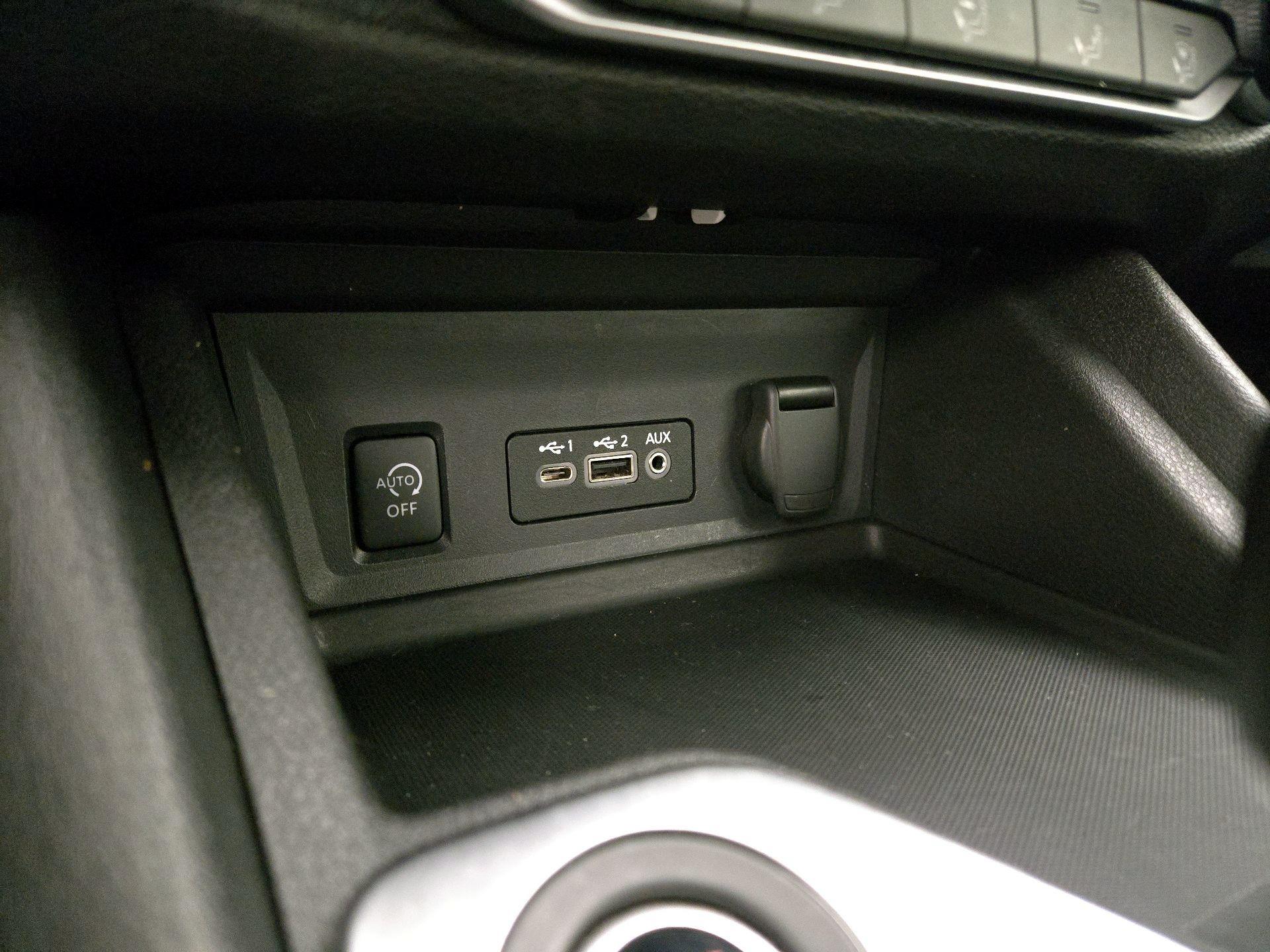 Thumbnail: 2024 Nissan Sentra - 18