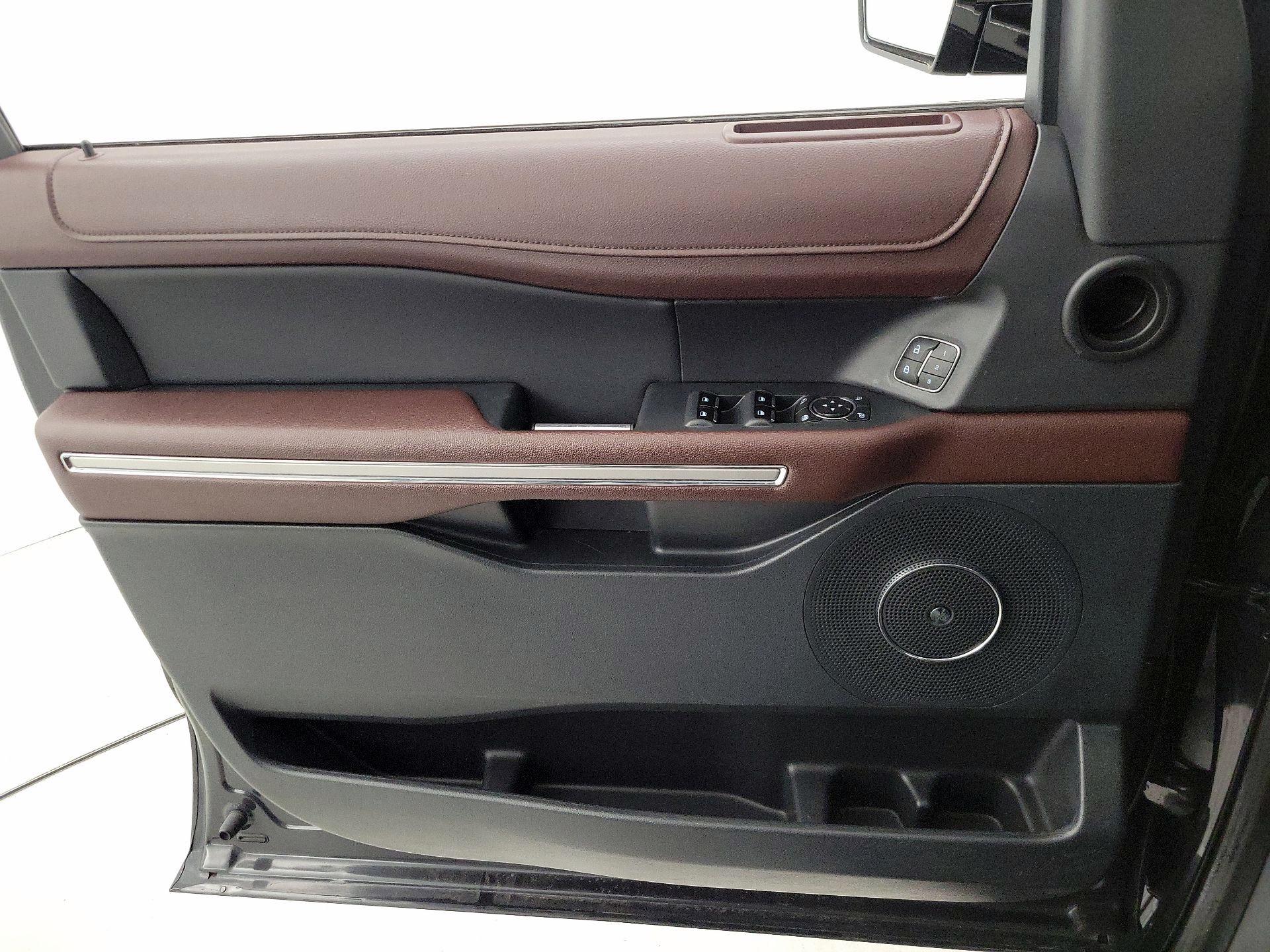 Thumbnail: 2023 Ford Expedition MAX - 12