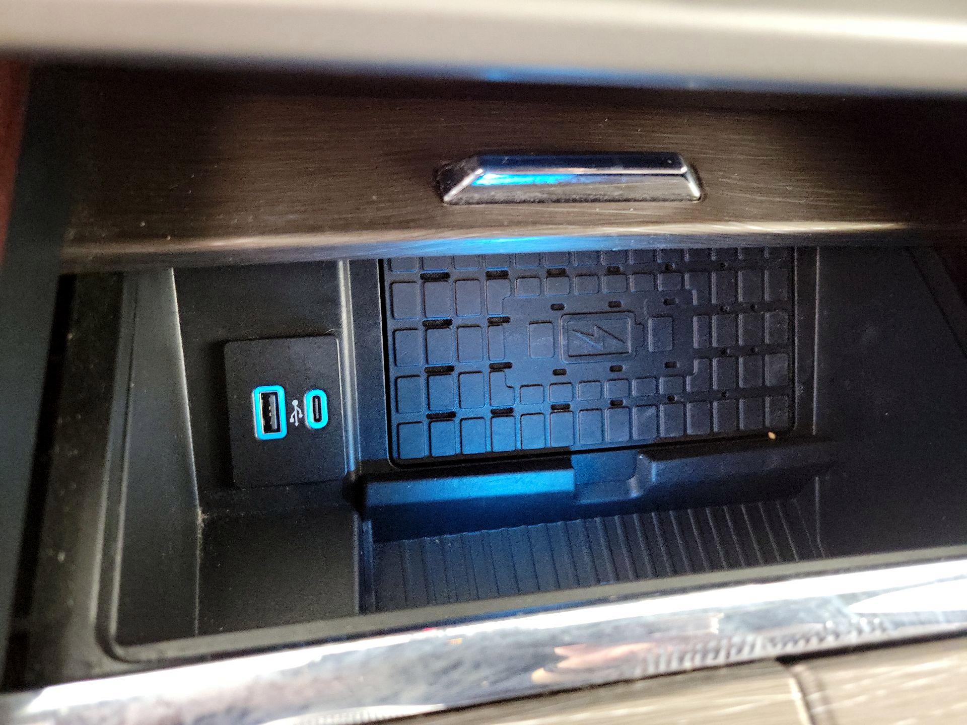 Thumbnail: 2023 Ford Expedition MAX - 18