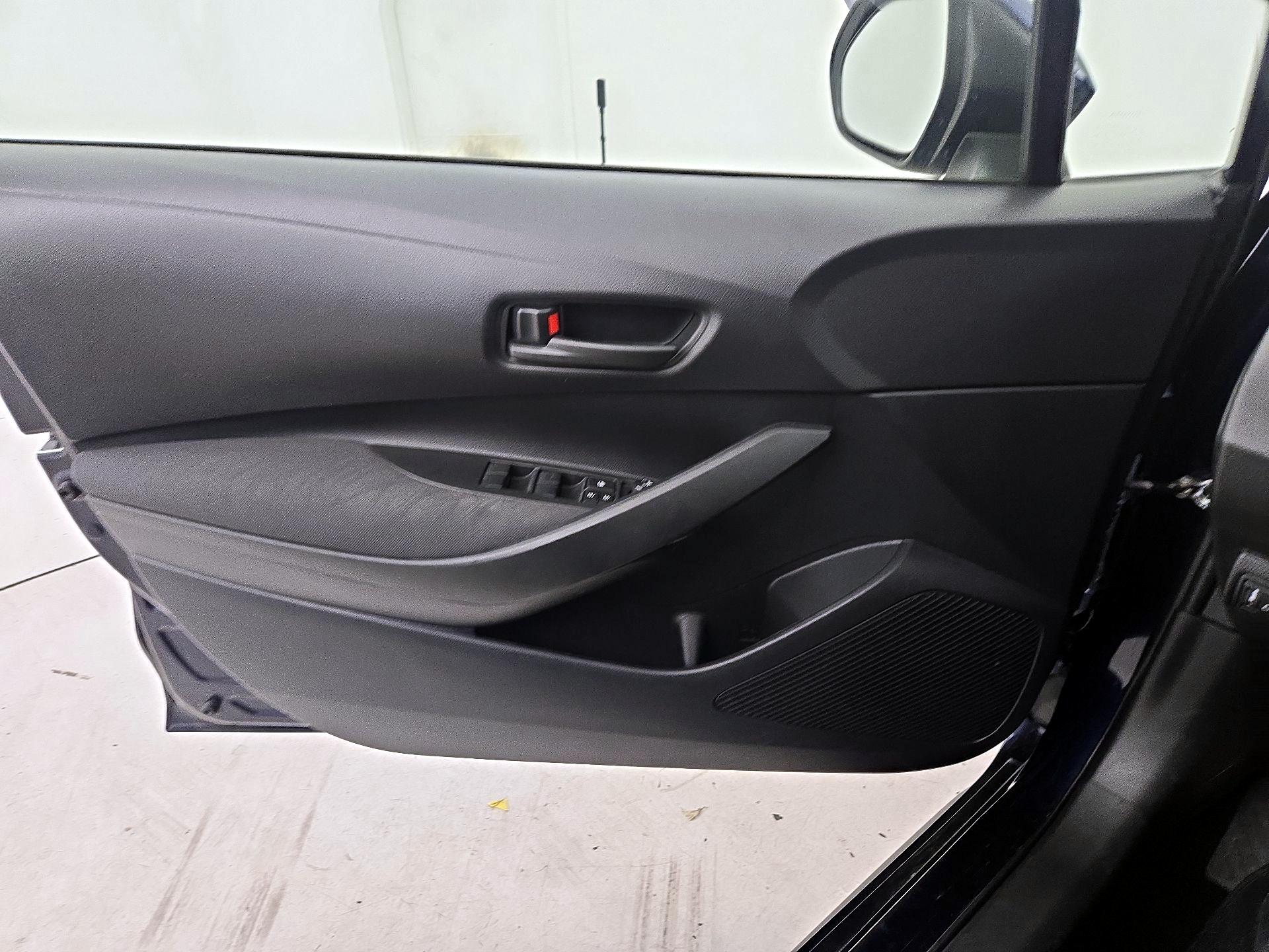 Thumbnail: 2023 Toyota Corolla - 12