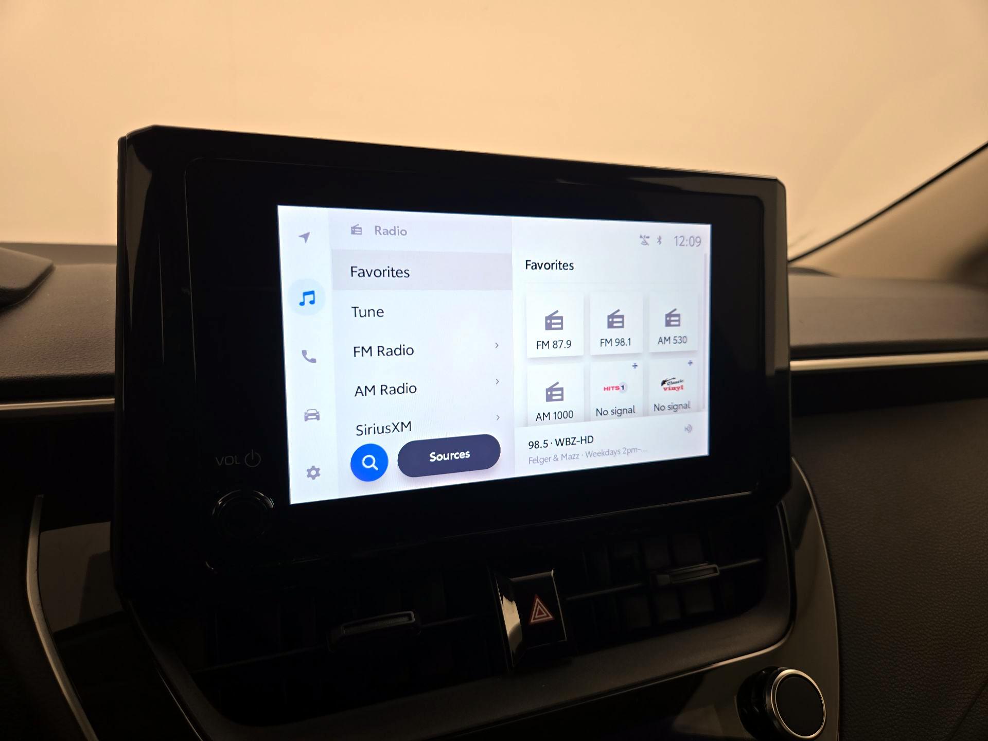 Thumbnail: 2023 Toyota Corolla - 15