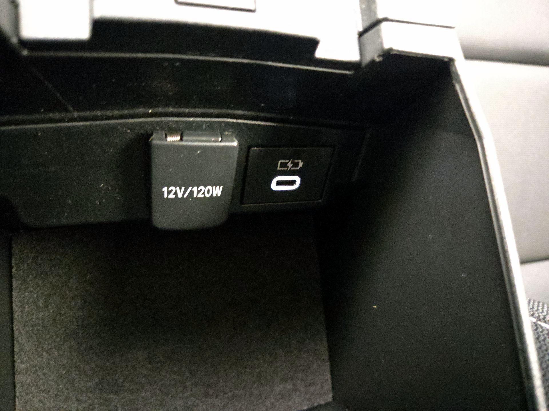 Thumbnail: 2023 Toyota Corolla - 18