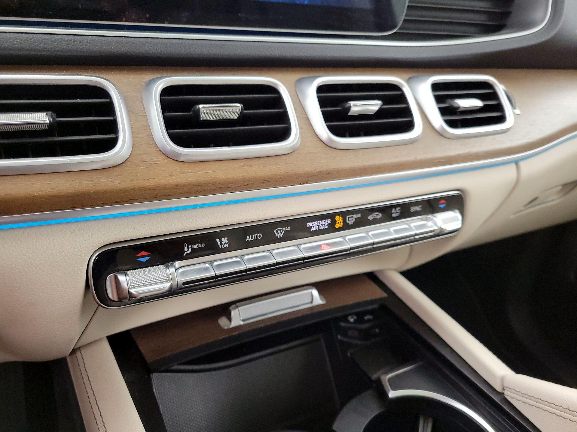 Thumbnail: 2022 Mercedes-Benz GLE - 17