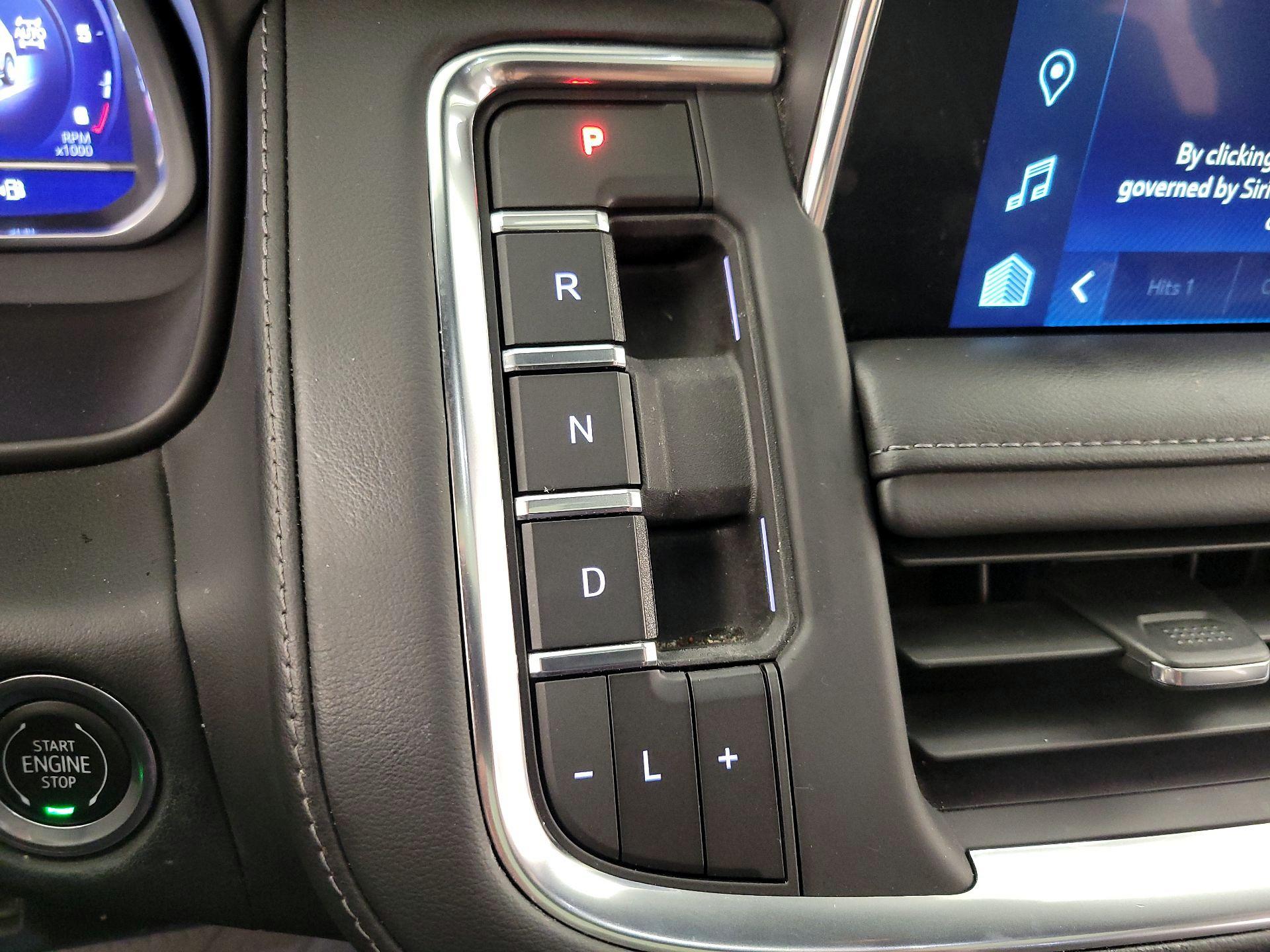 Thumbnail: 2023 Chevrolet Suburban - 17