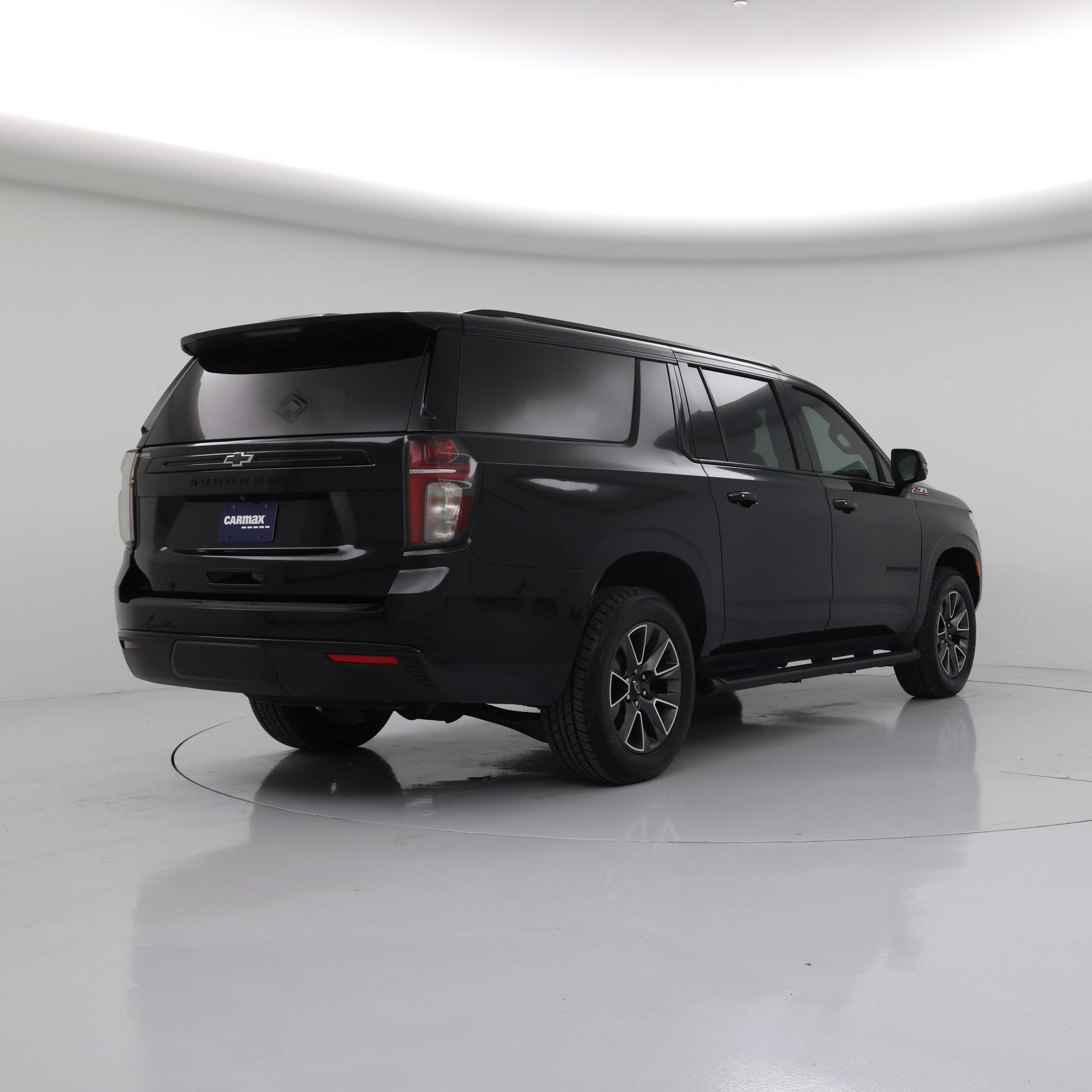 Thumbnail: 2023 Chevrolet Suburban - 8