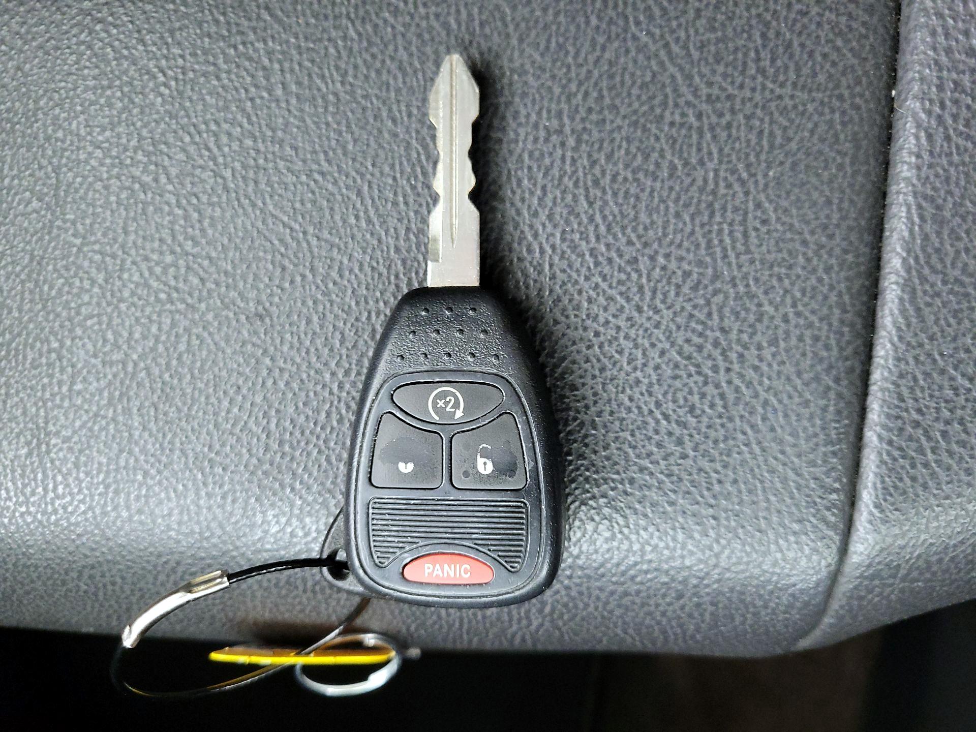 Thumbnail: 2014 Jeep Compass - 20