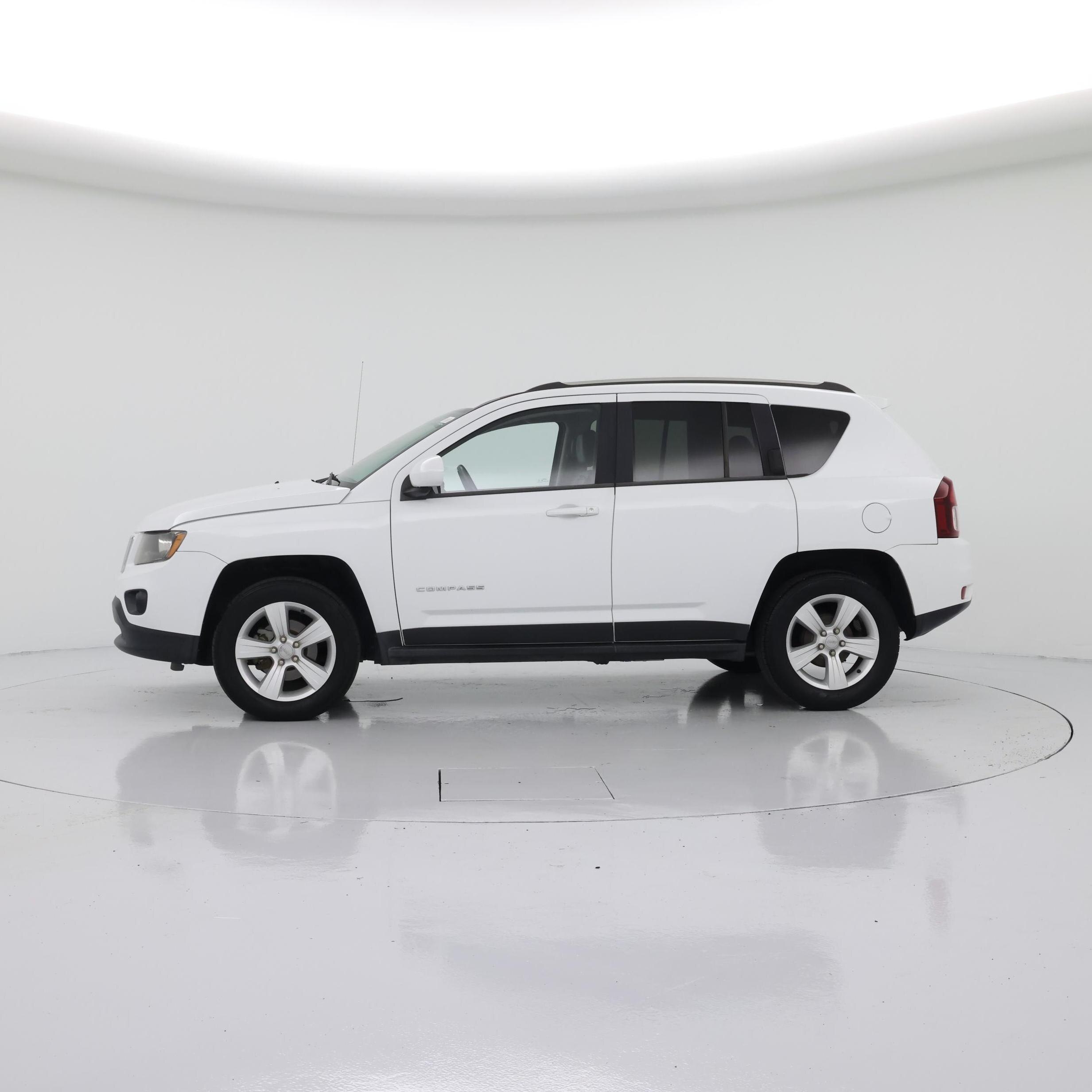 Thumbnail: 2014 Jeep Compass - 3