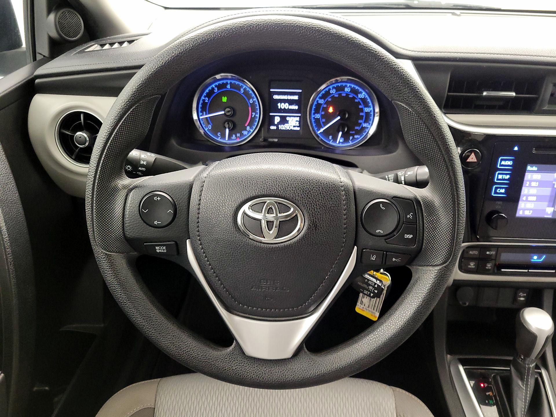 Thumbnail: 2018 Toyota Corolla - 10