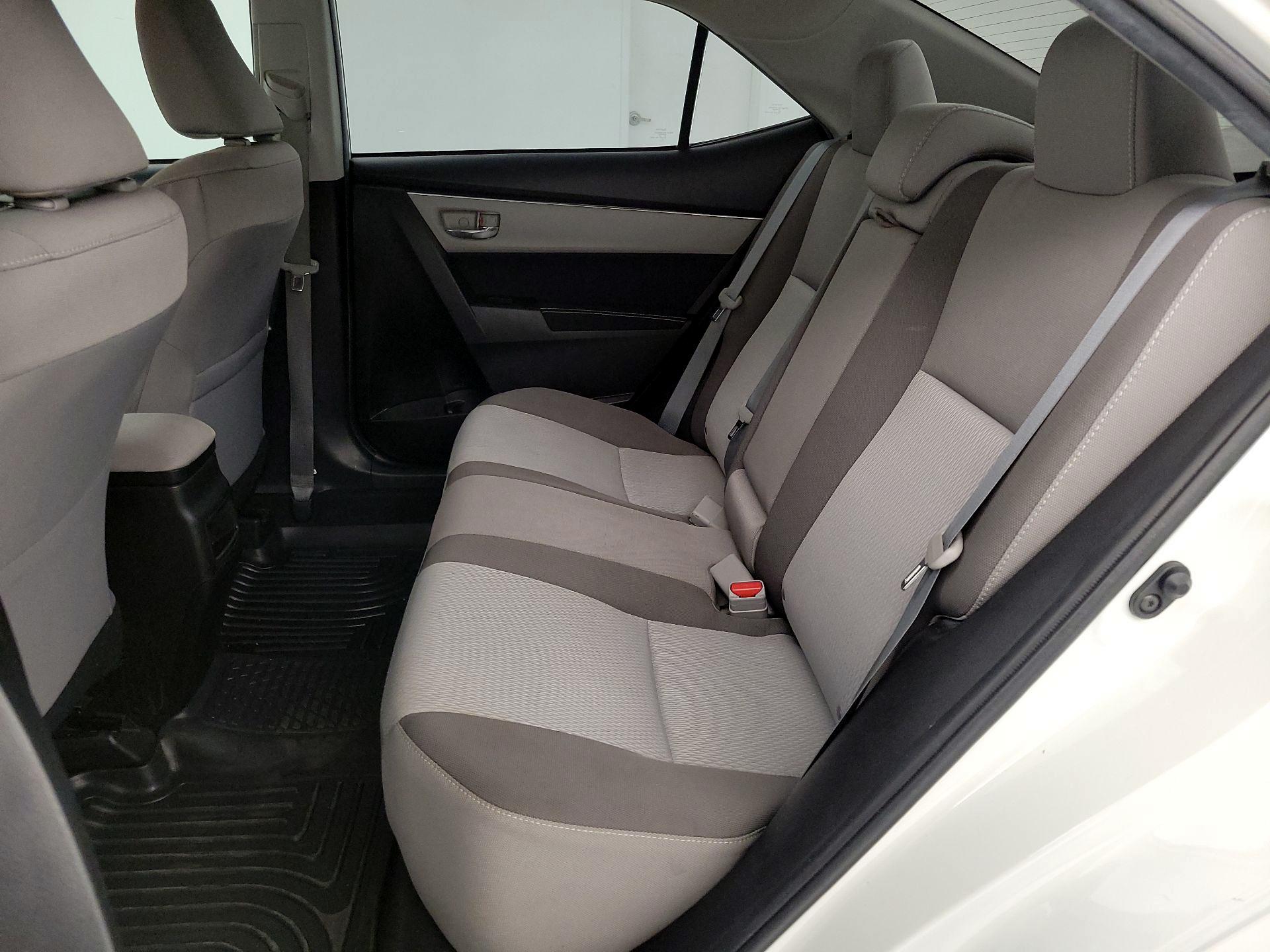 Thumbnail: 2018 Toyota Corolla - 19