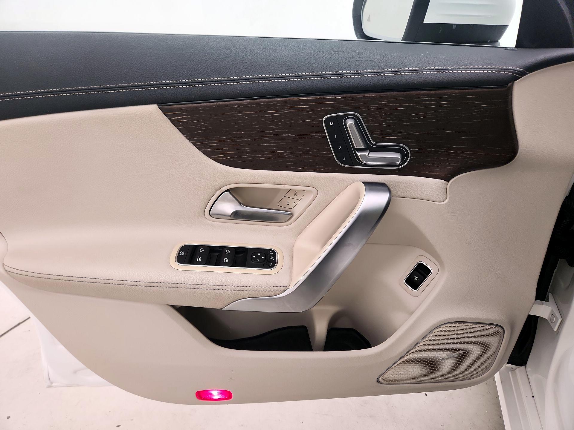 Thumbnail: 2020 Mercedes-Benz CLA - 12