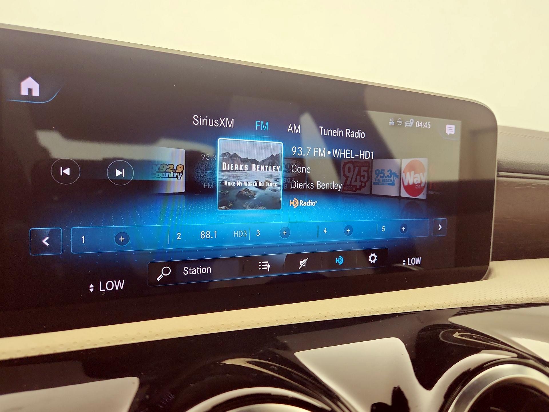 Thumbnail: 2020 Mercedes-Benz CLA - 16