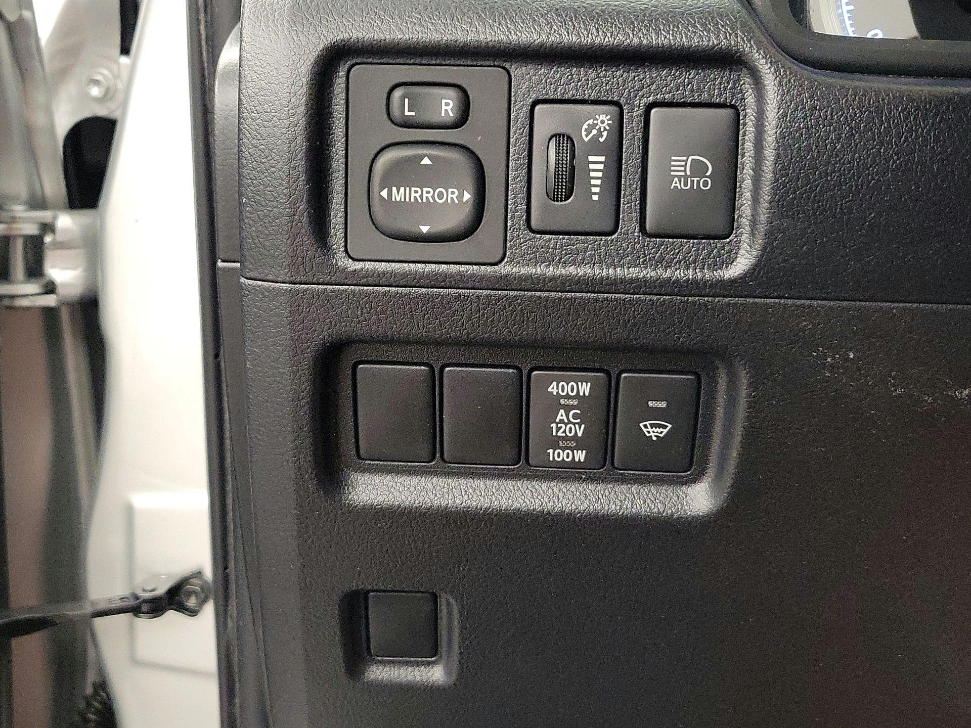 Thumbnail: 2023 Toyota 4Runner - 13