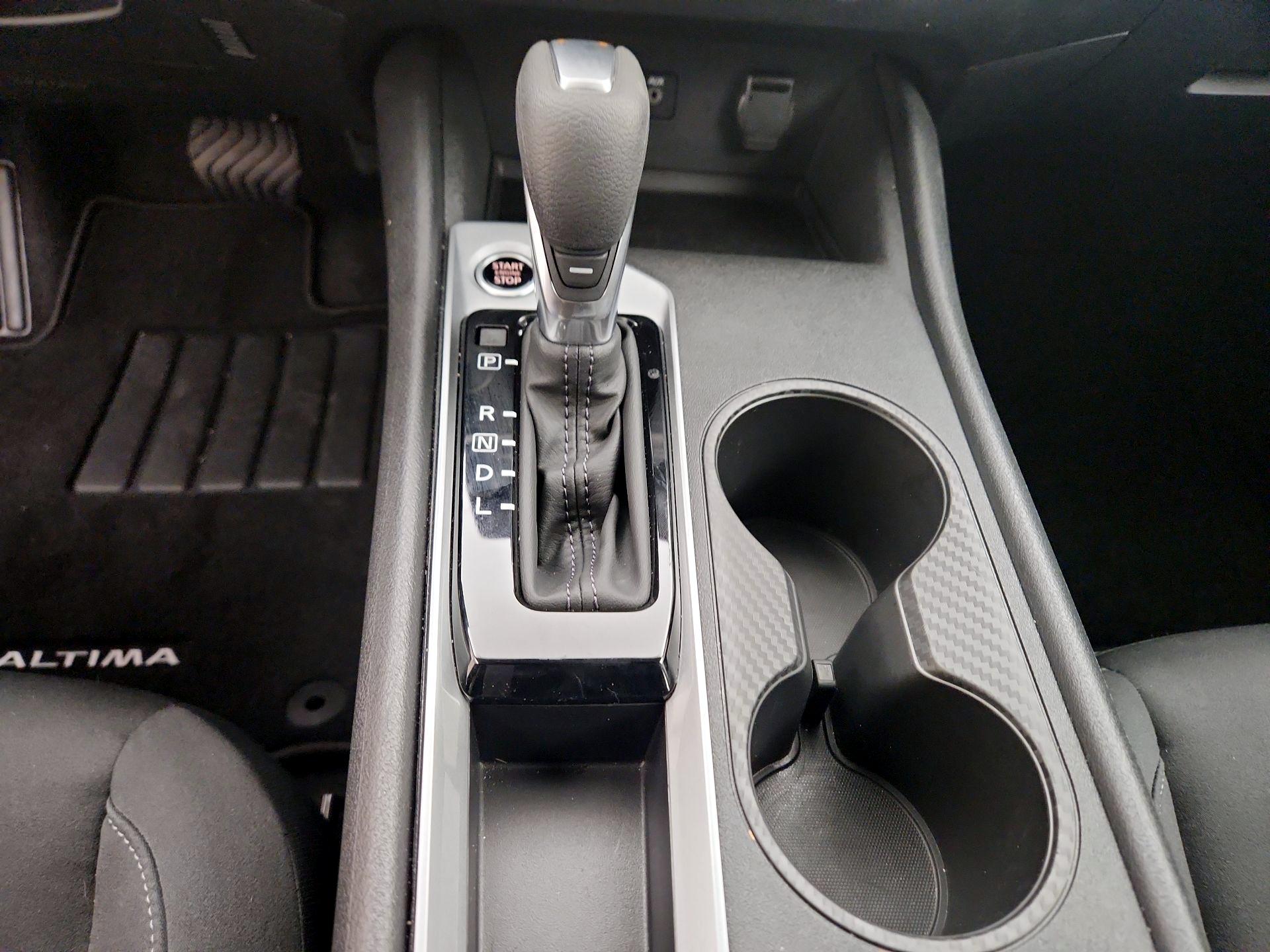 Thumbnail: 2025 Nissan Altima - 17