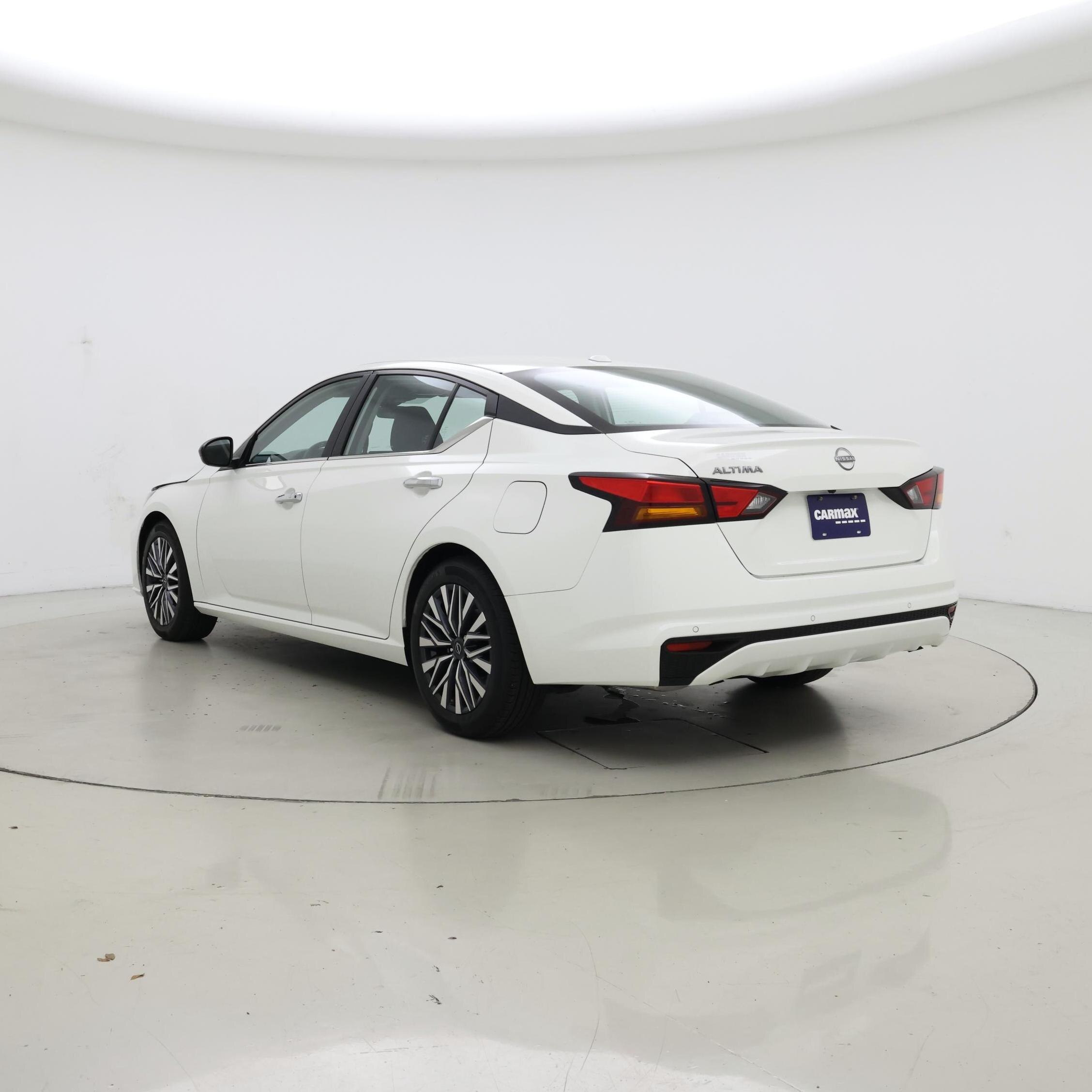 Thumbnail: 2025 Nissan Altima - 2