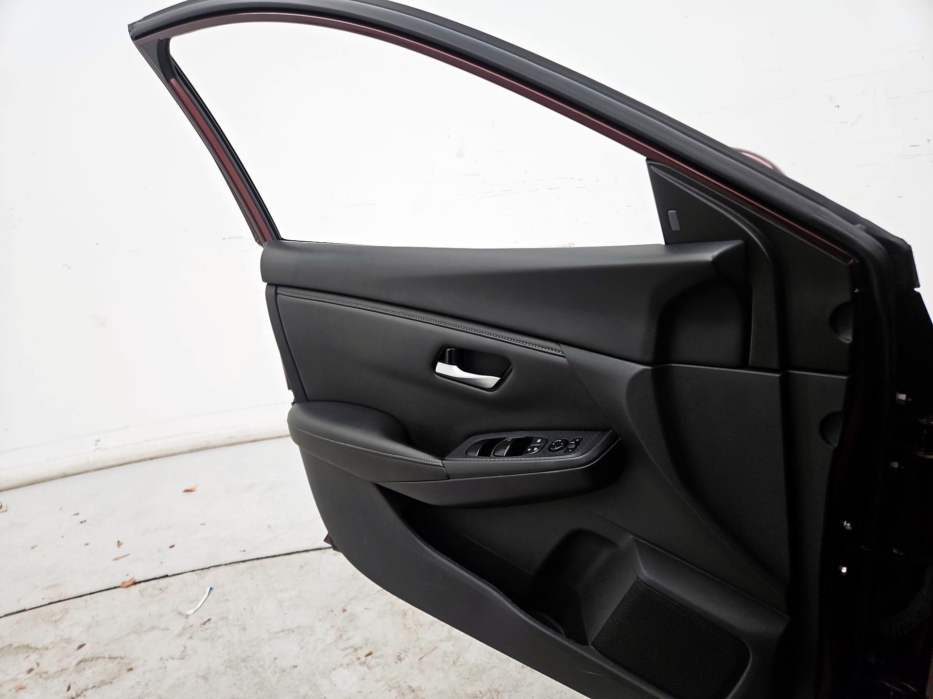 Thumbnail: 2024 Nissan Sentra - 12