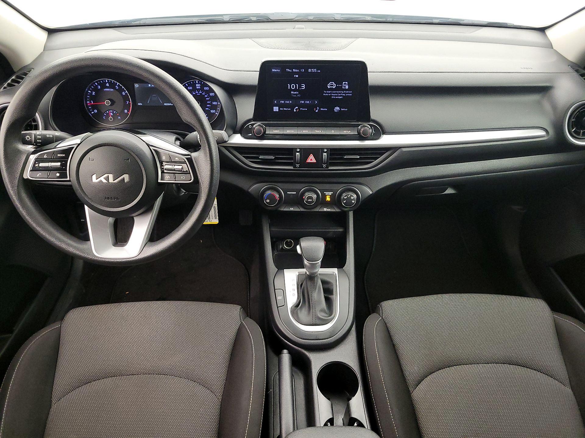 Thumbnail: 2024 Kia Forte - 9