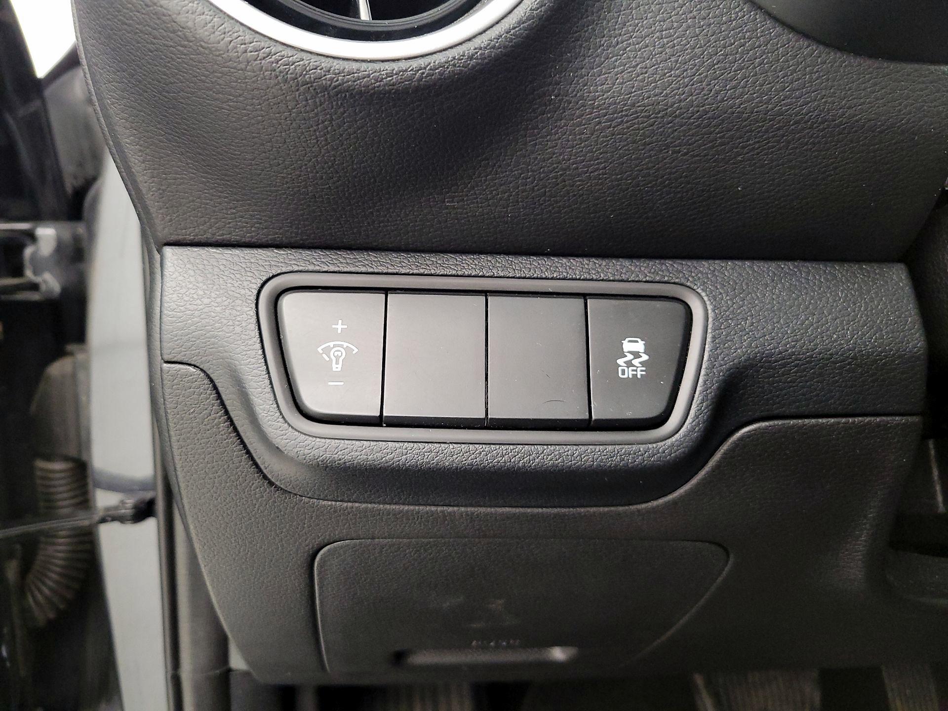 Thumbnail: 2024 Kia Forte - 13