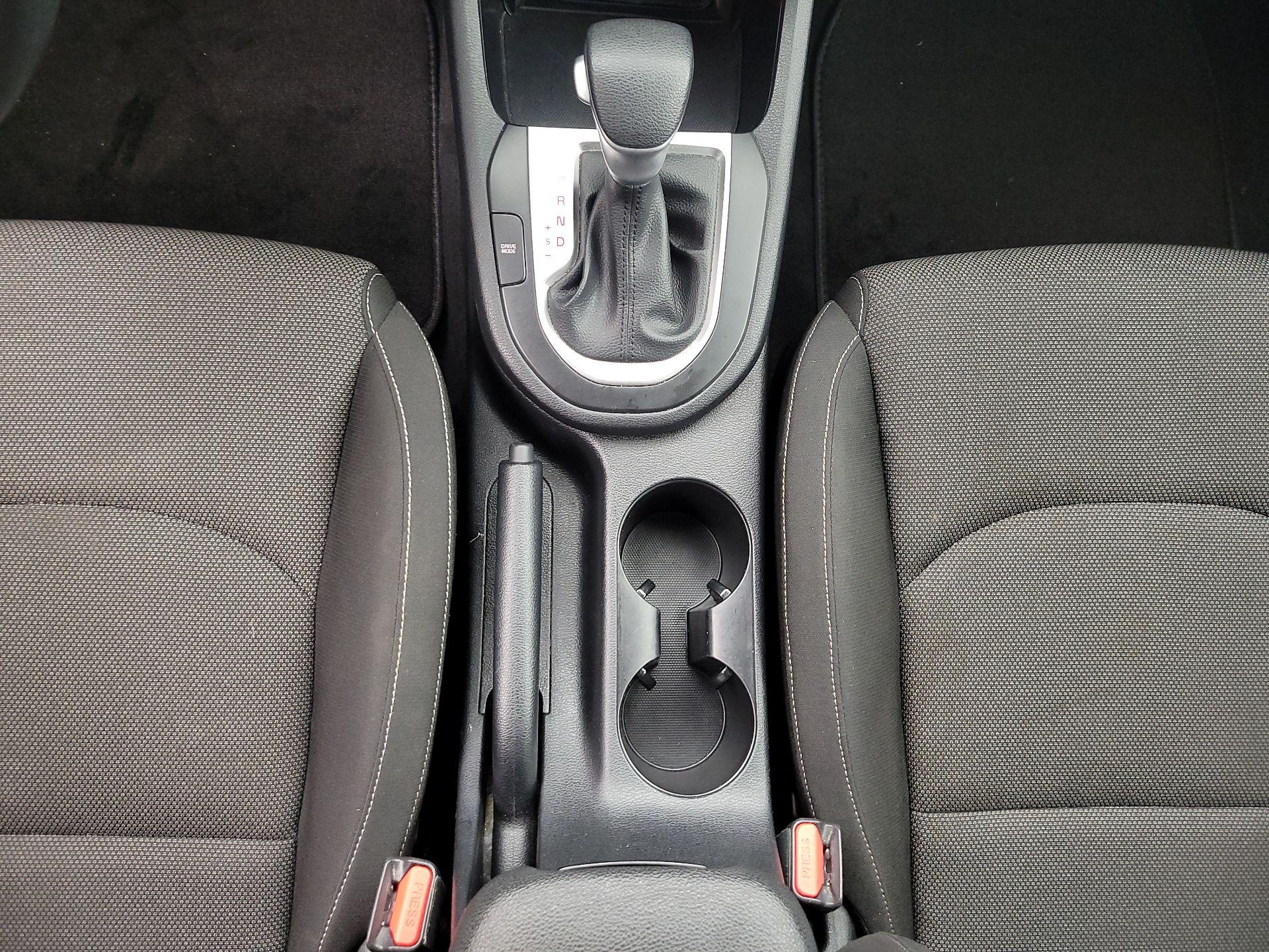 Thumbnail: 2024 Kia Forte - 17