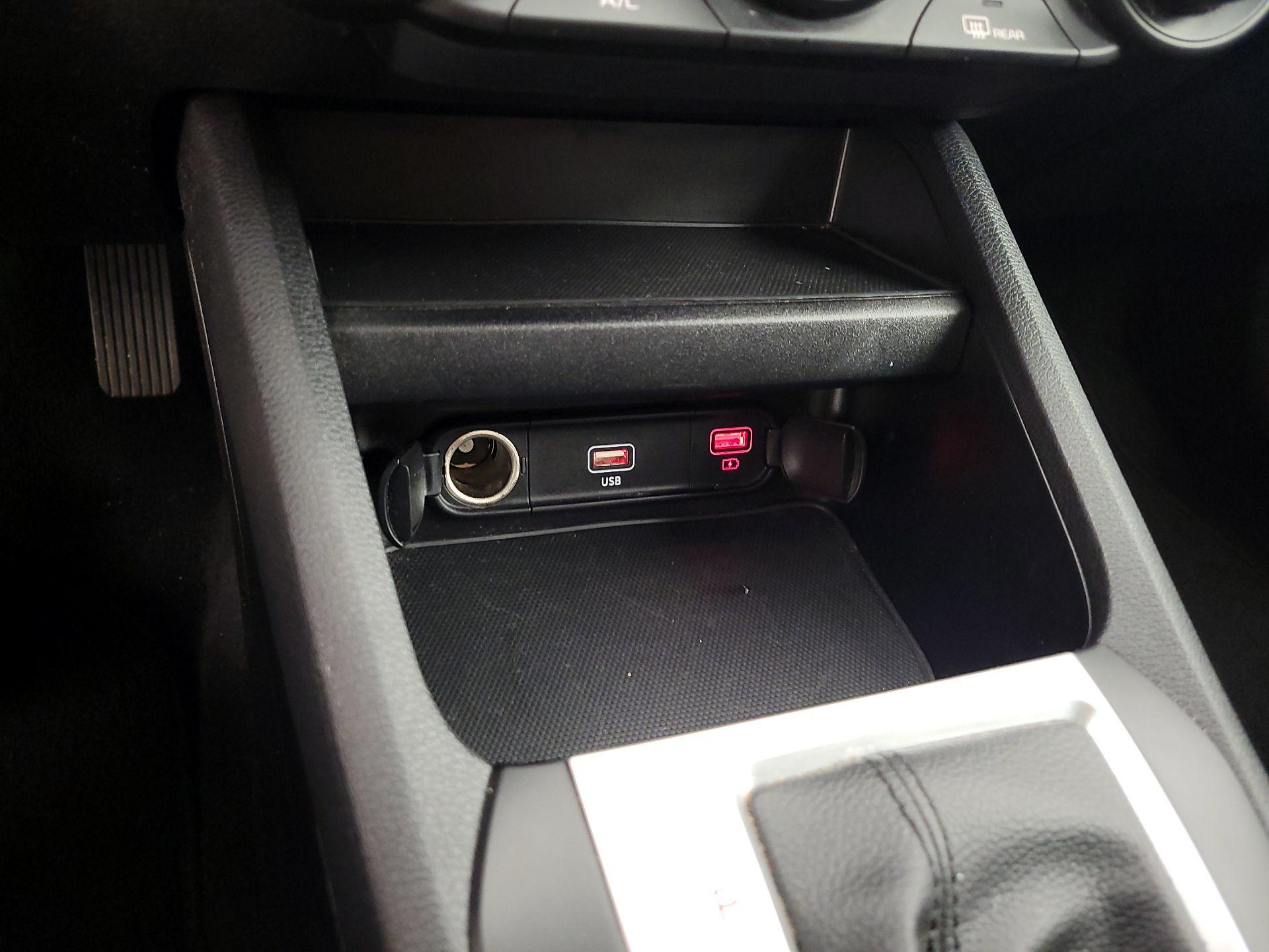 Thumbnail: 2024 Kia Forte - 18