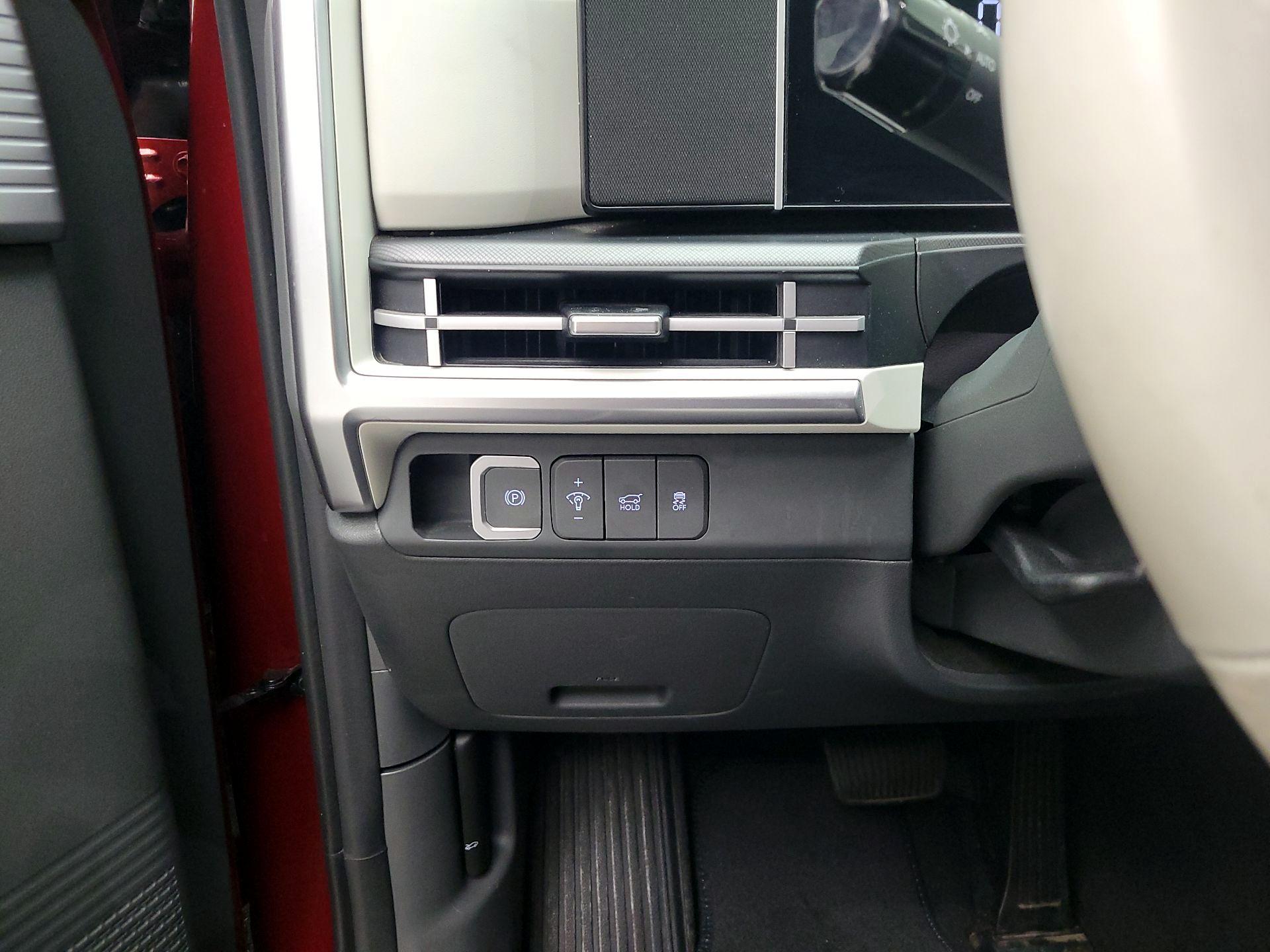 Thumbnail: 2024 Hyundai Santa Fe - 13