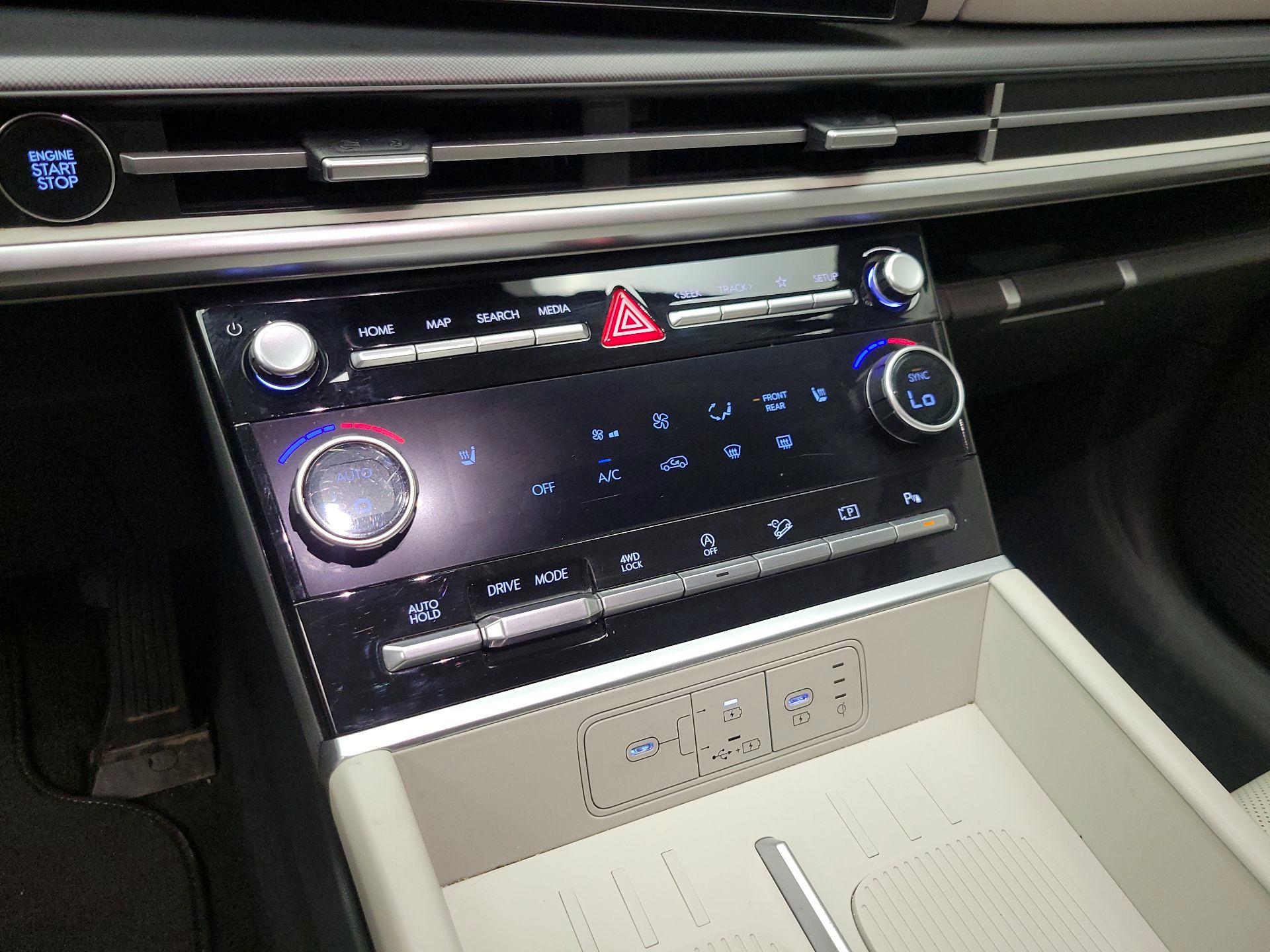 Thumbnail: 2024 Hyundai Santa Fe - 17