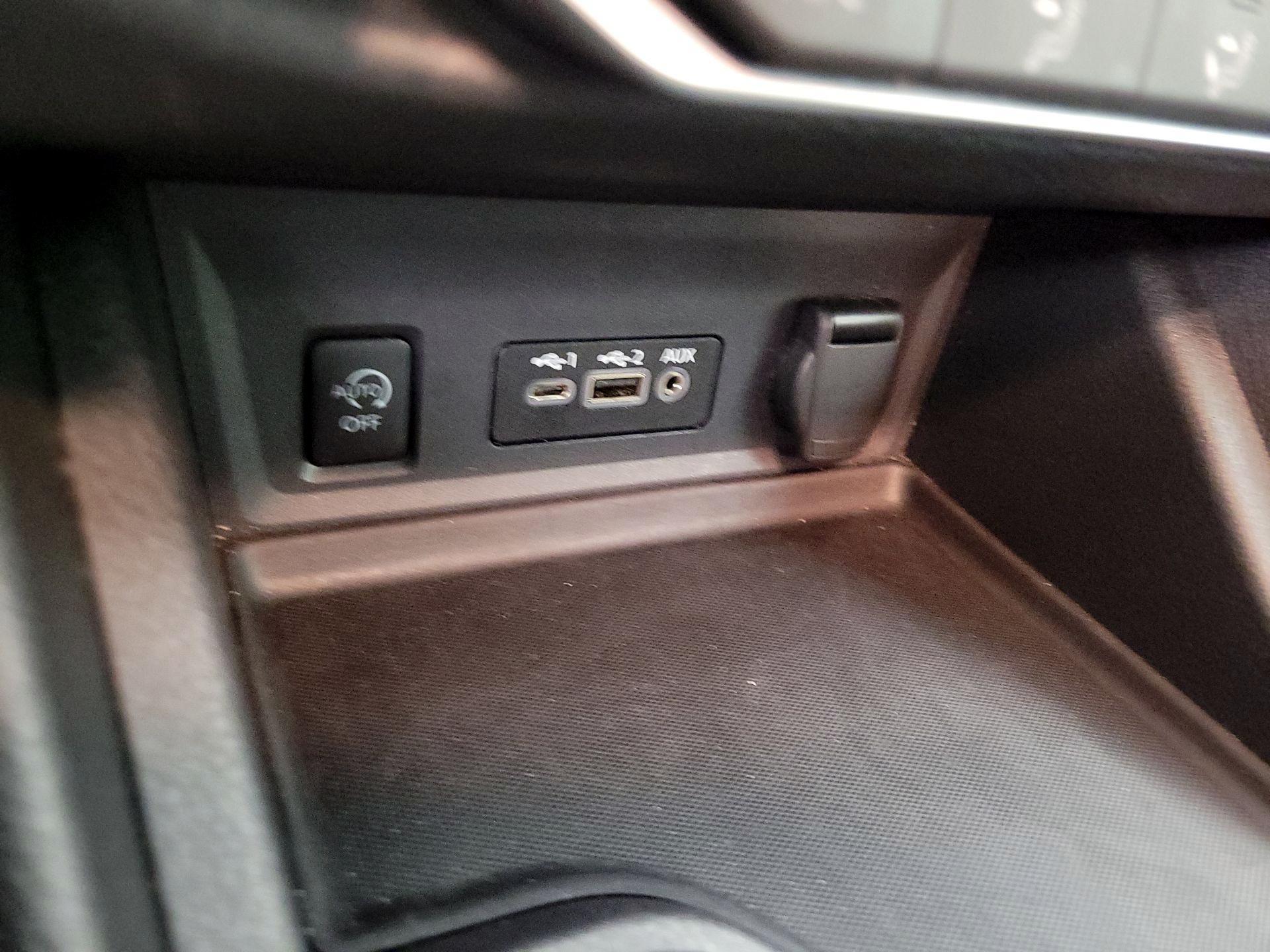 Thumbnail: 2024 Nissan Sentra - 18