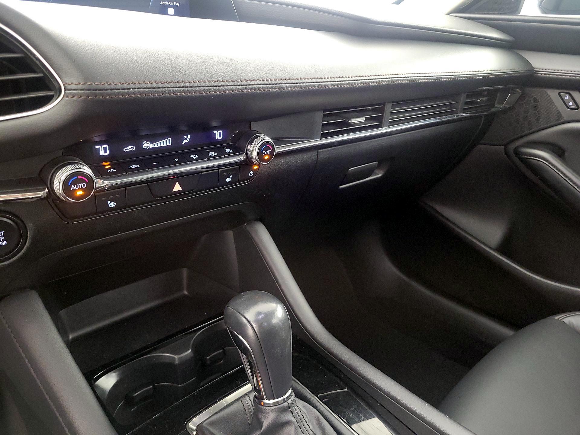 Thumbnail: 2024 Mazda Mazda3 - 16