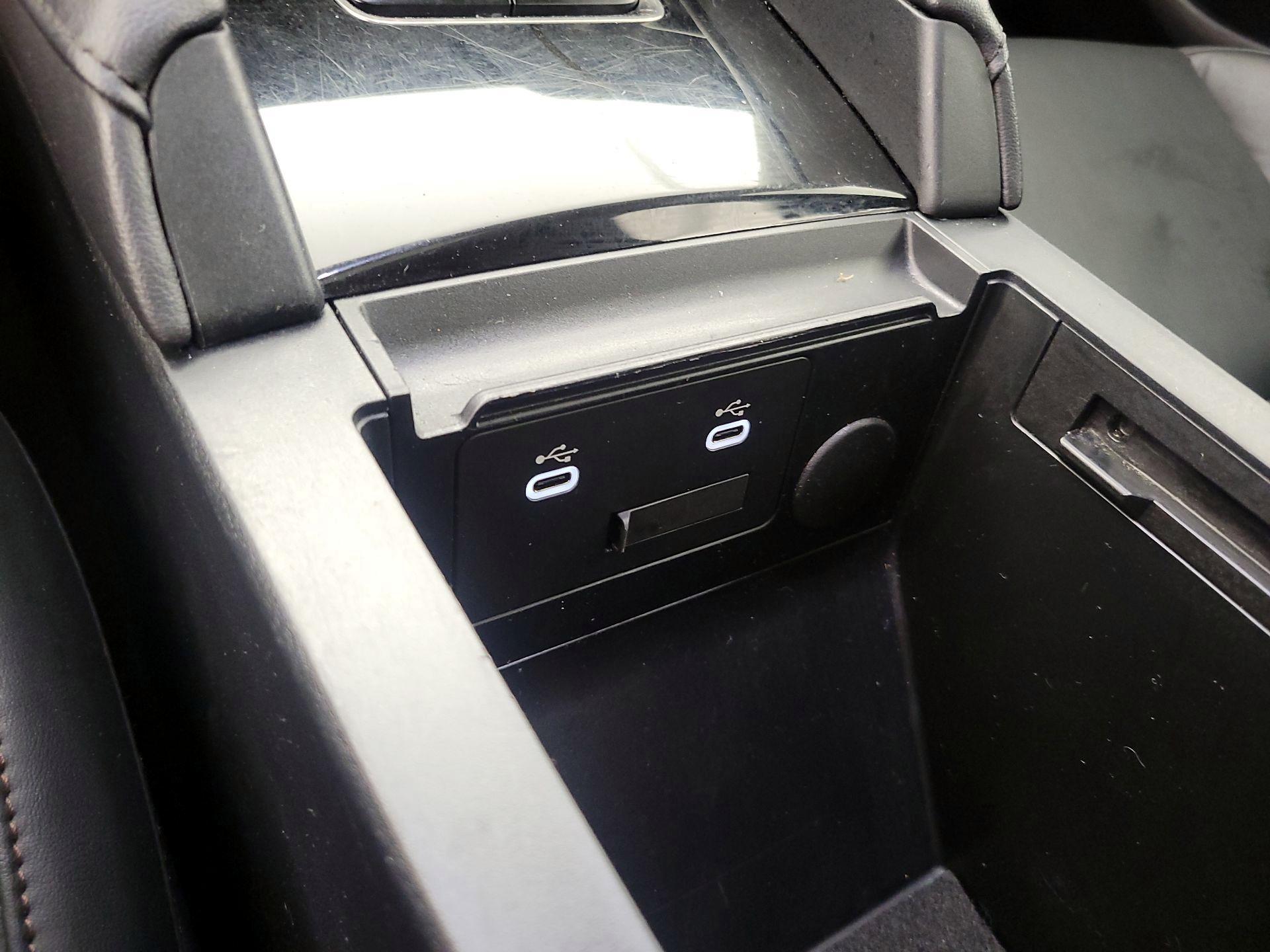 Thumbnail: 2024 Mazda Mazda3 - 18