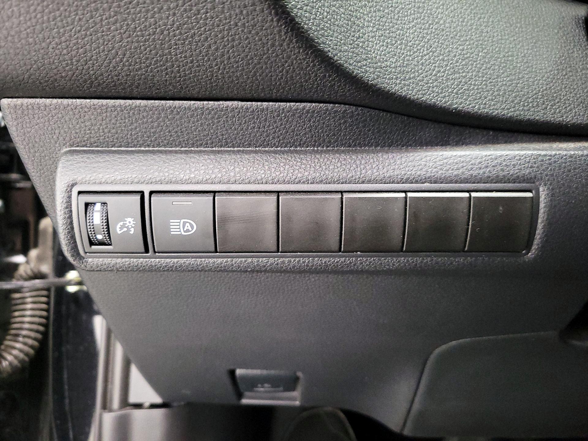 Thumbnail: 2024 Toyota Corolla - 13