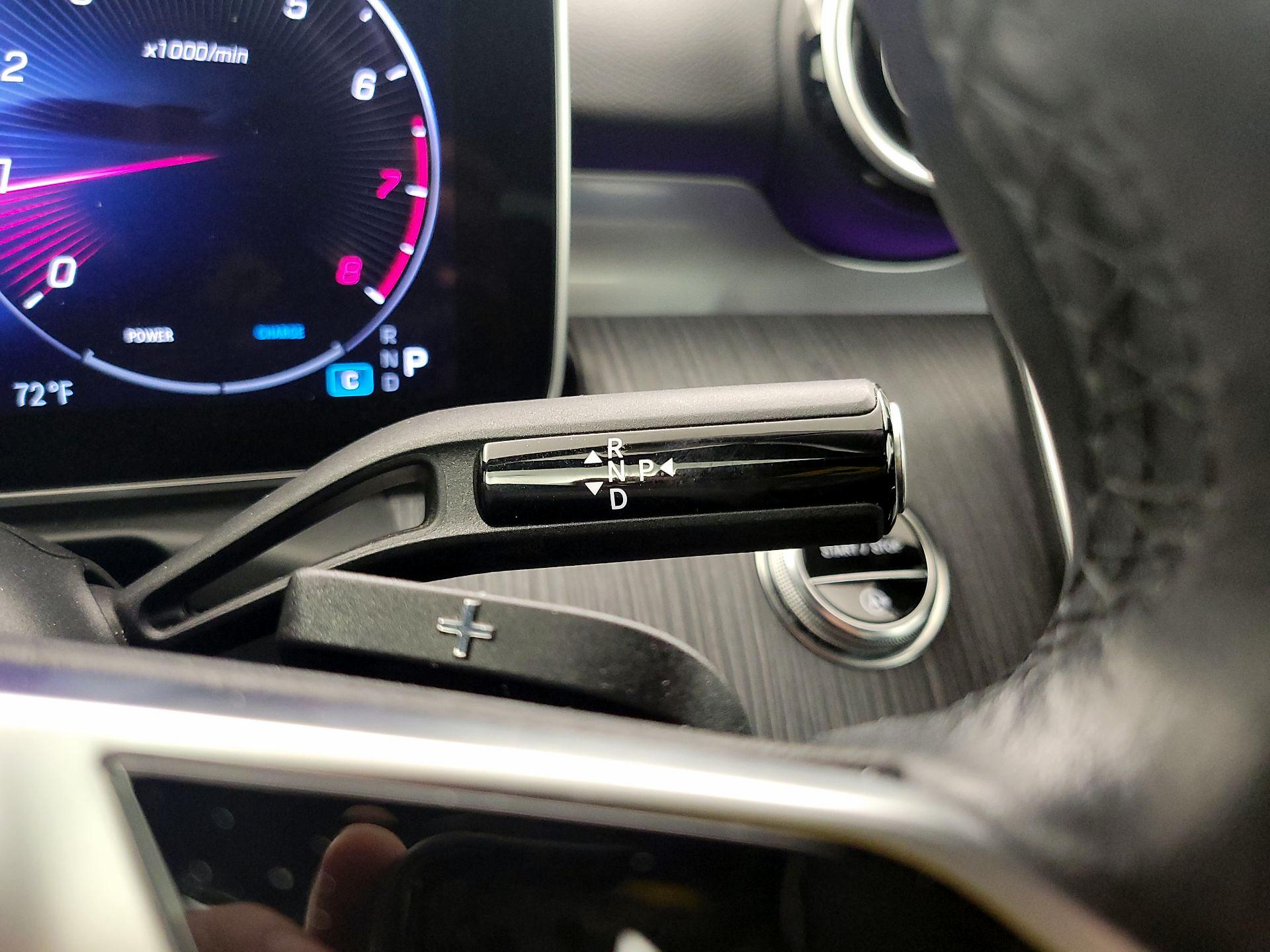 Thumbnail: 2024 Mercedes-Benz C-Class - 17