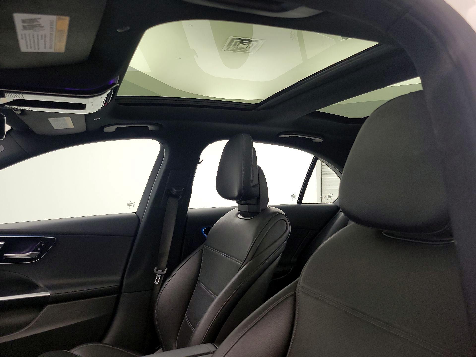 Thumbnail: 2024 Mercedes-Benz C-Class - 19