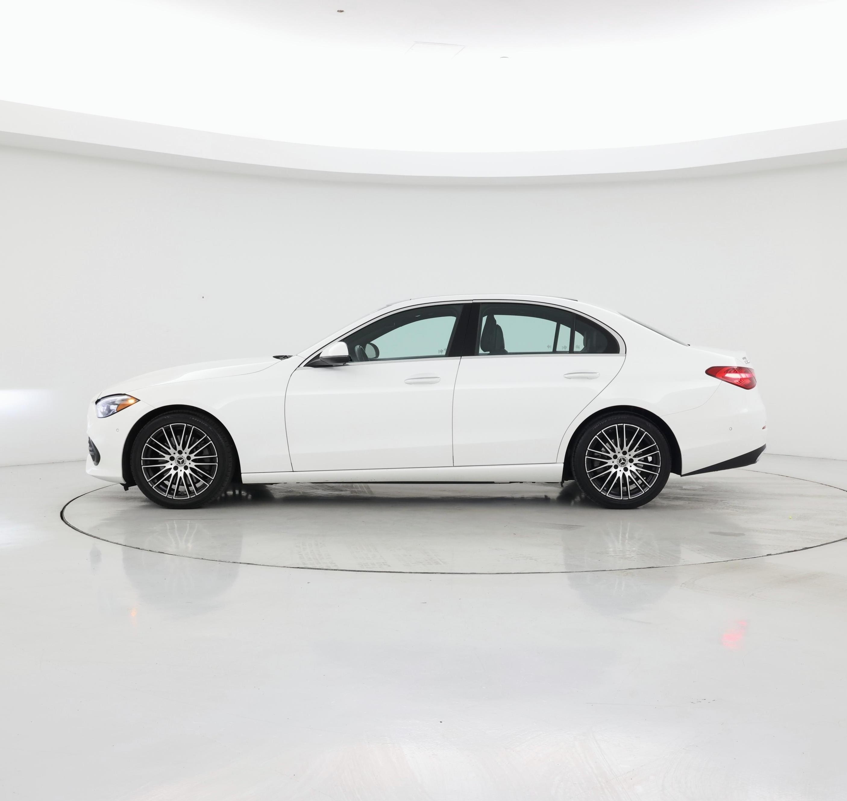 Thumbnail: 2024 Mercedes-Benz C-Class - 3