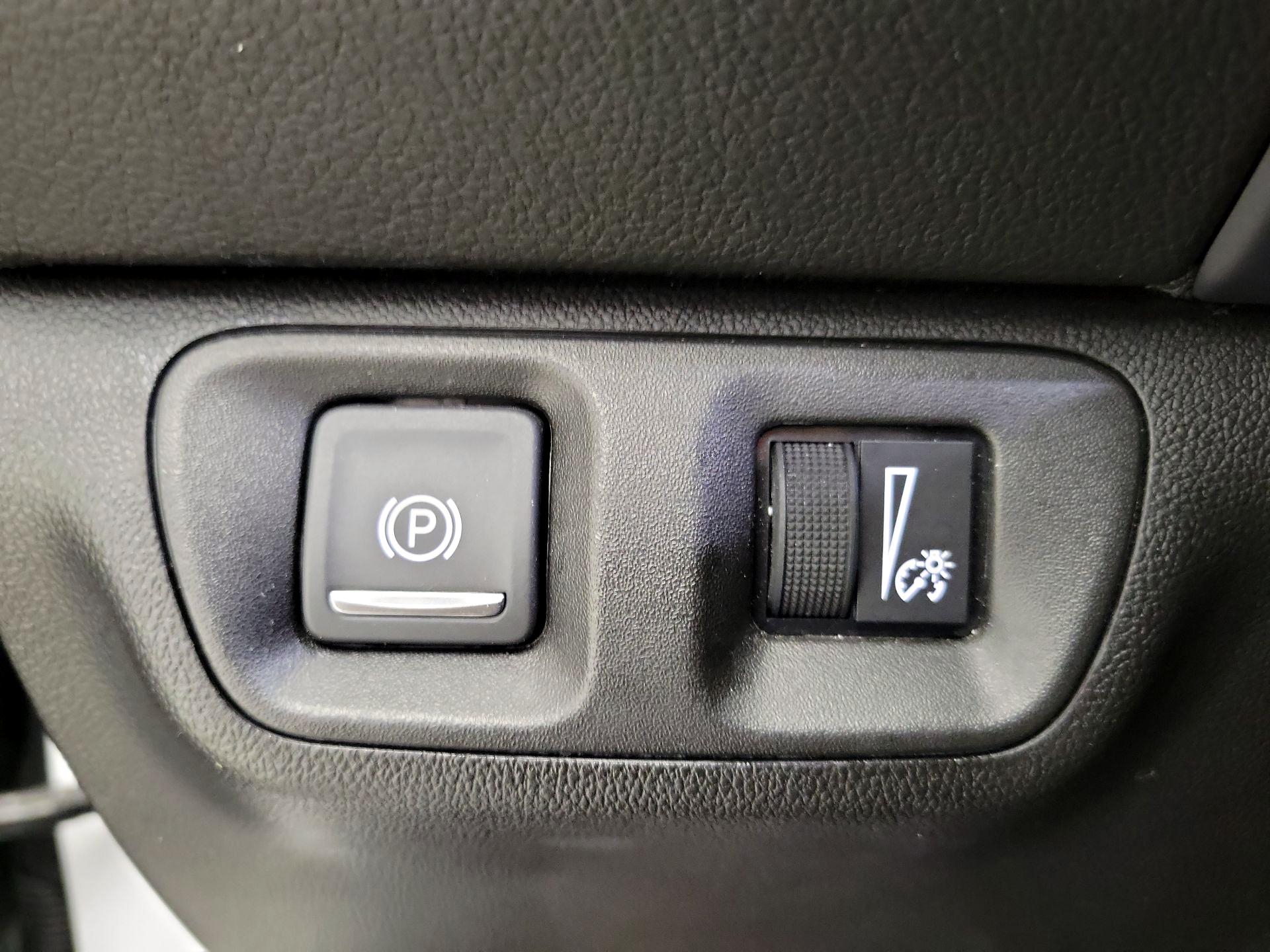 Thumbnail: 2023 GMC Acadia - 13