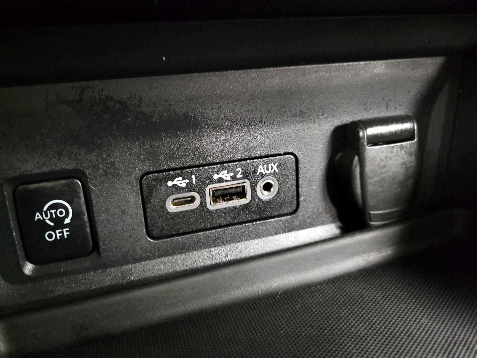 Thumbnail: 2024 Nissan Sentra - 18