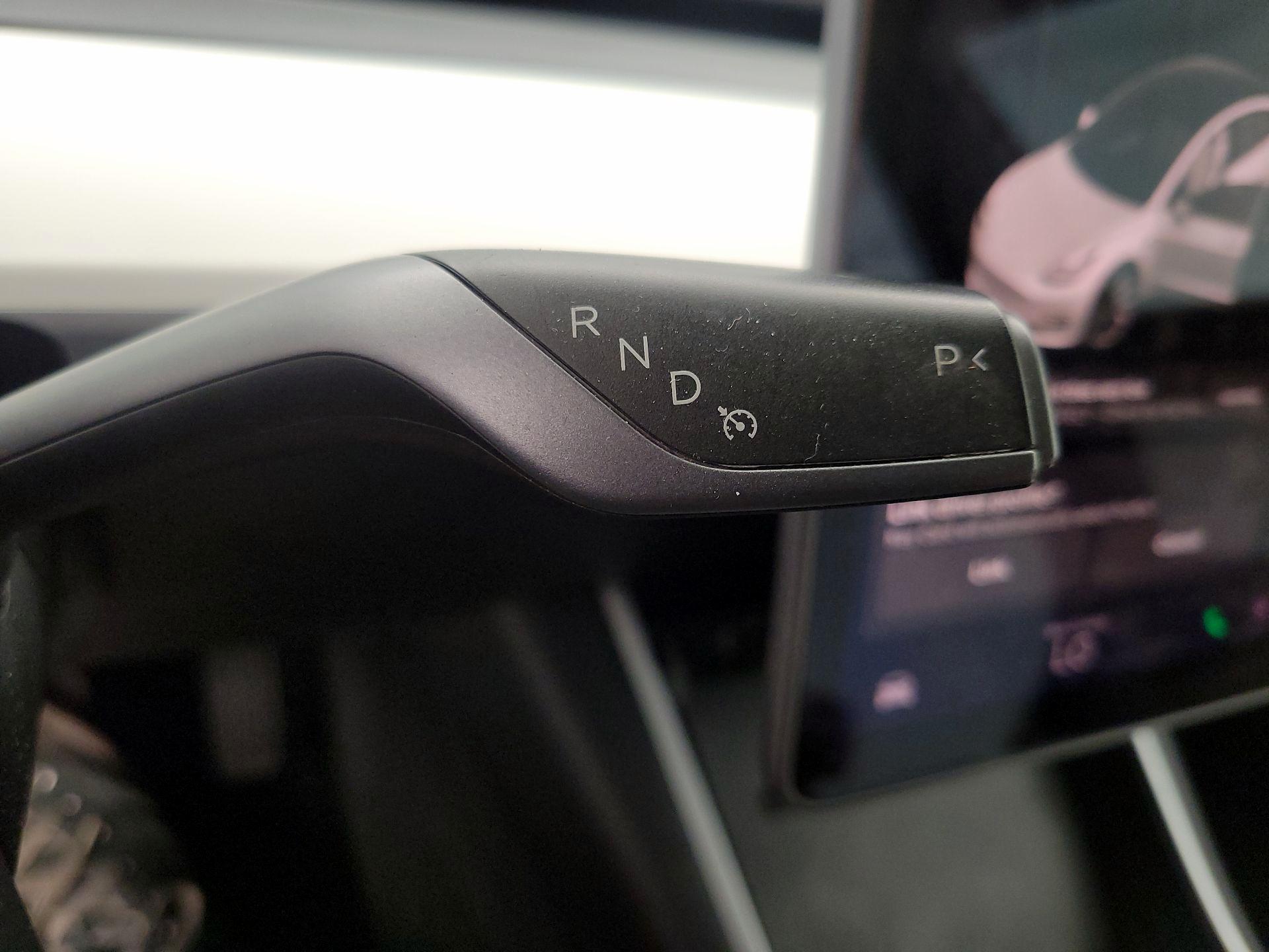 Thumbnail: 2020 Tesla Model 3 - 17