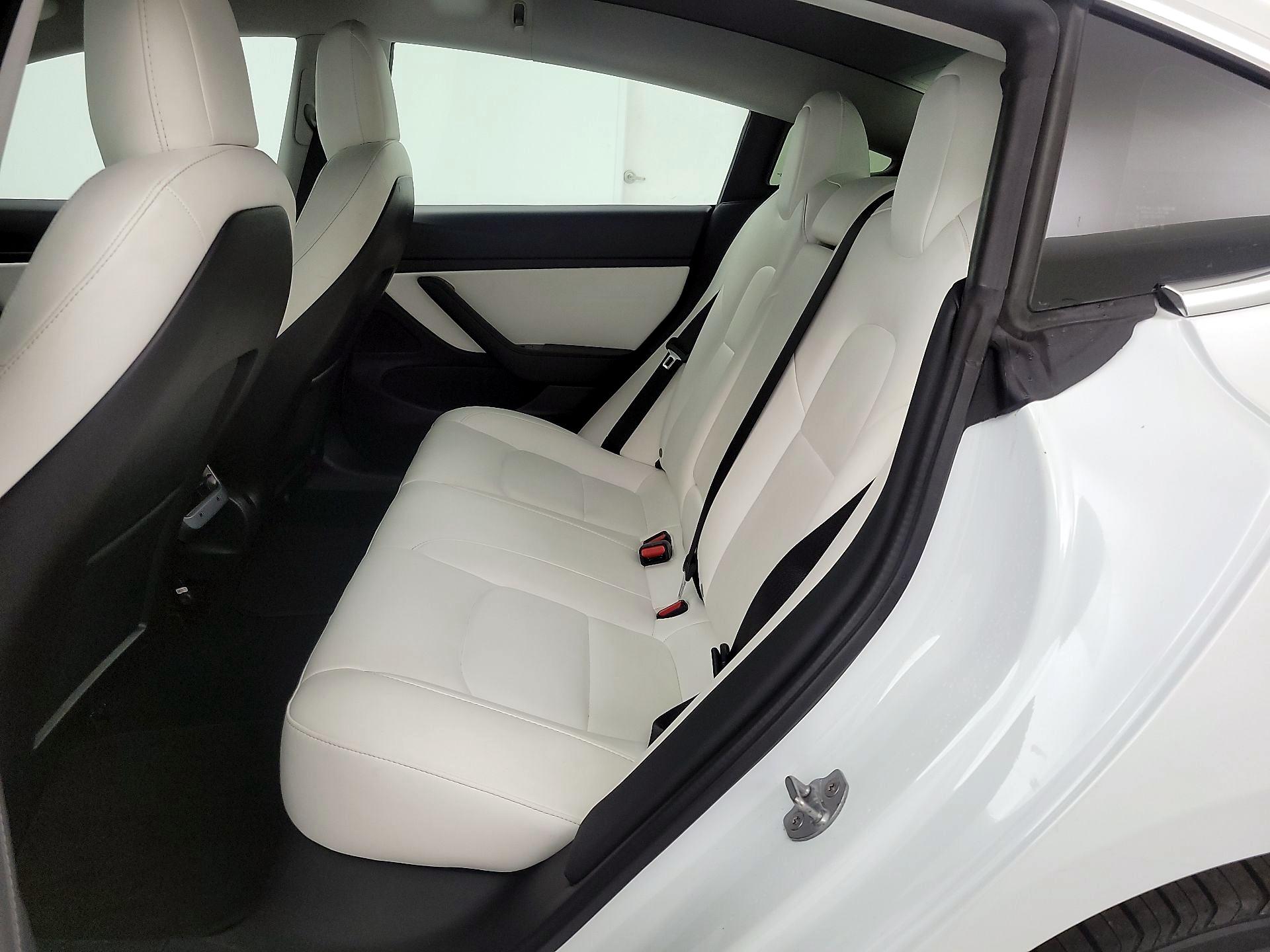 Thumbnail: 2020 Tesla Model 3 - 18