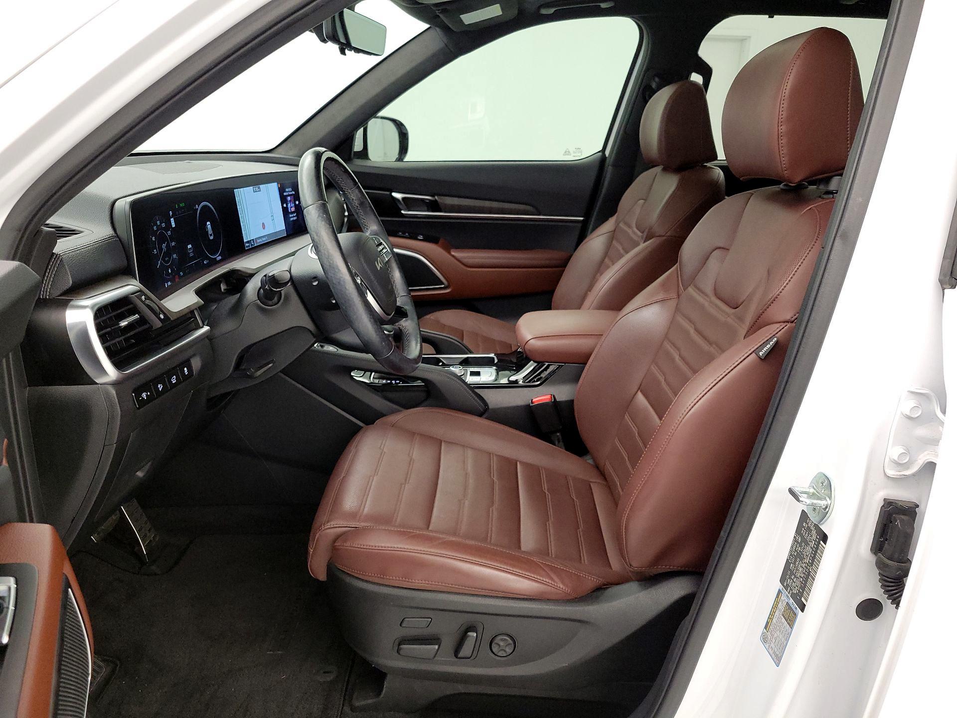 Thumbnail: 2023 Kia Telluride - 11