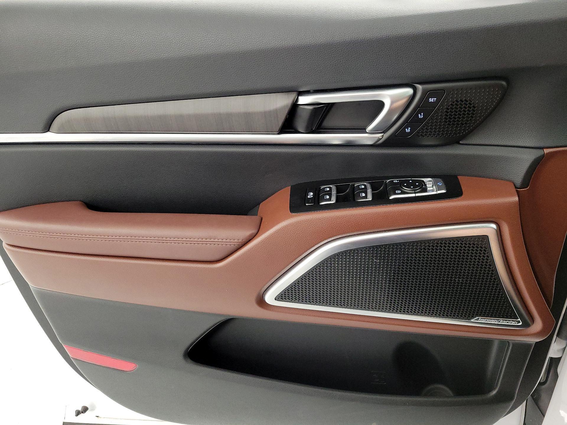 Thumbnail: 2023 Kia Telluride - 12