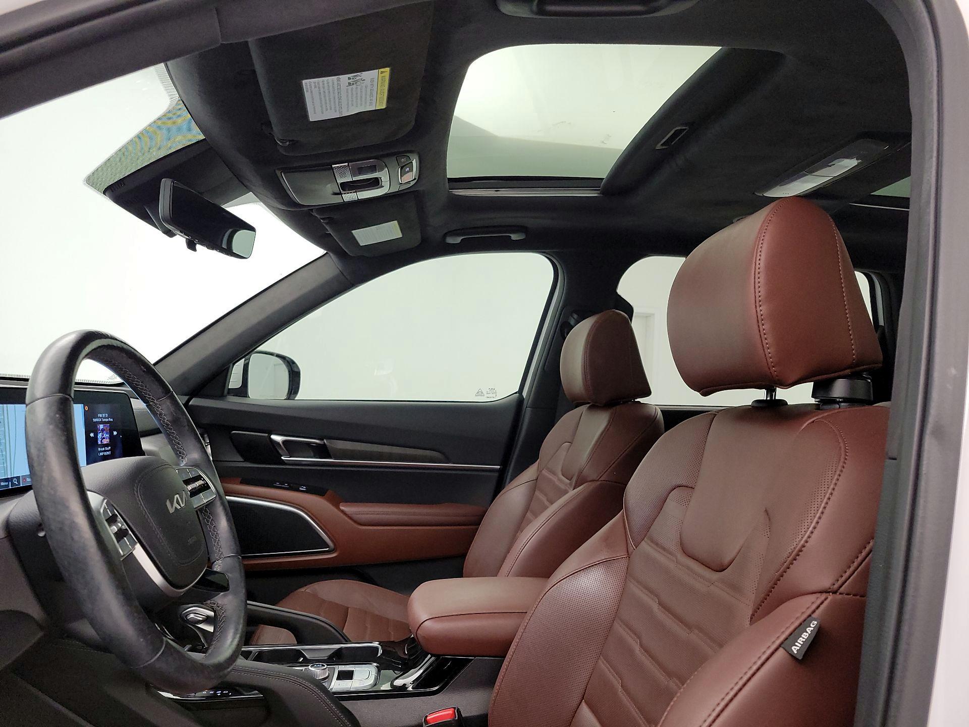 Thumbnail: 2023 Kia Telluride - 20