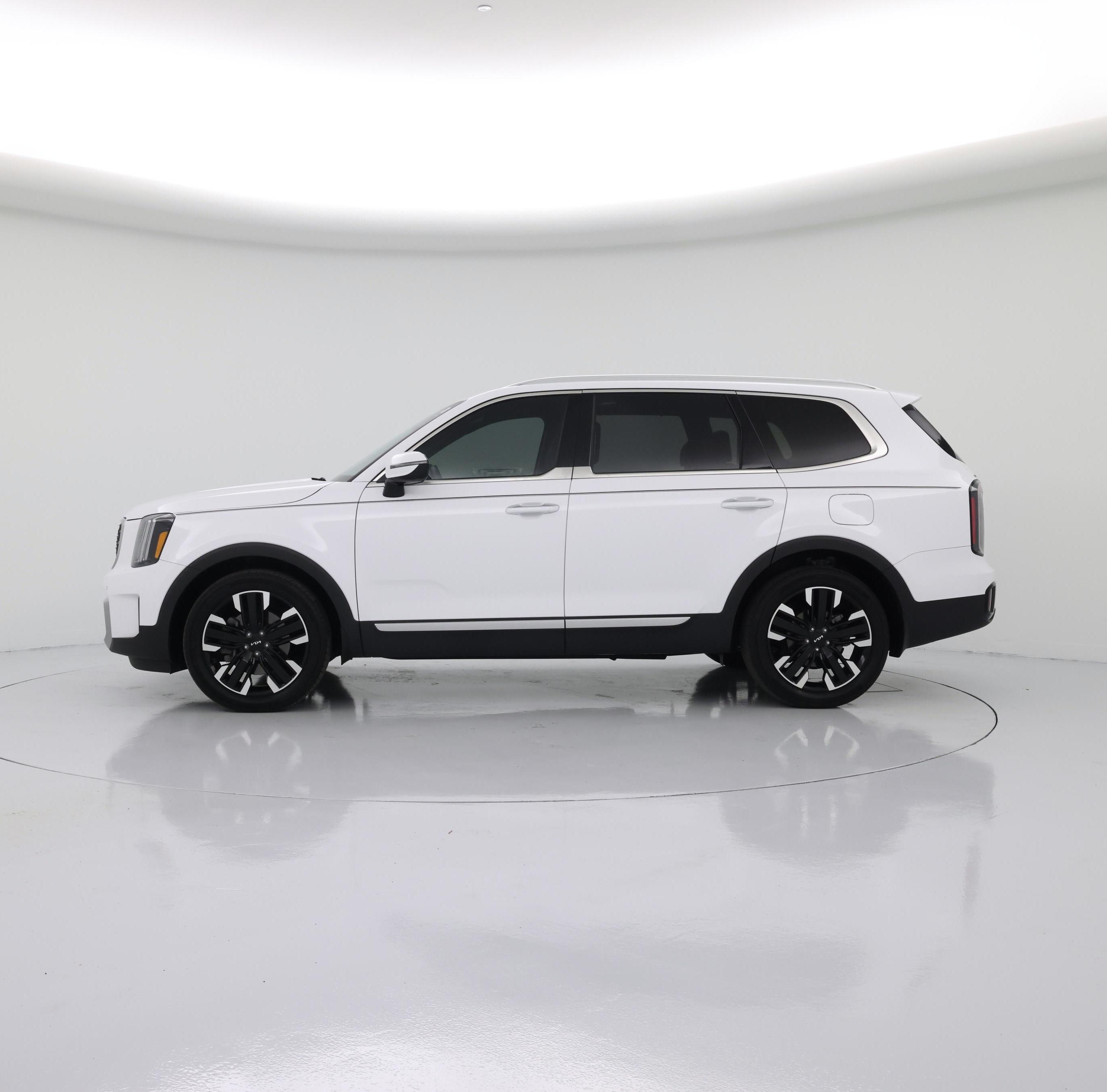 Thumbnail: 2023 Kia Telluride - 3