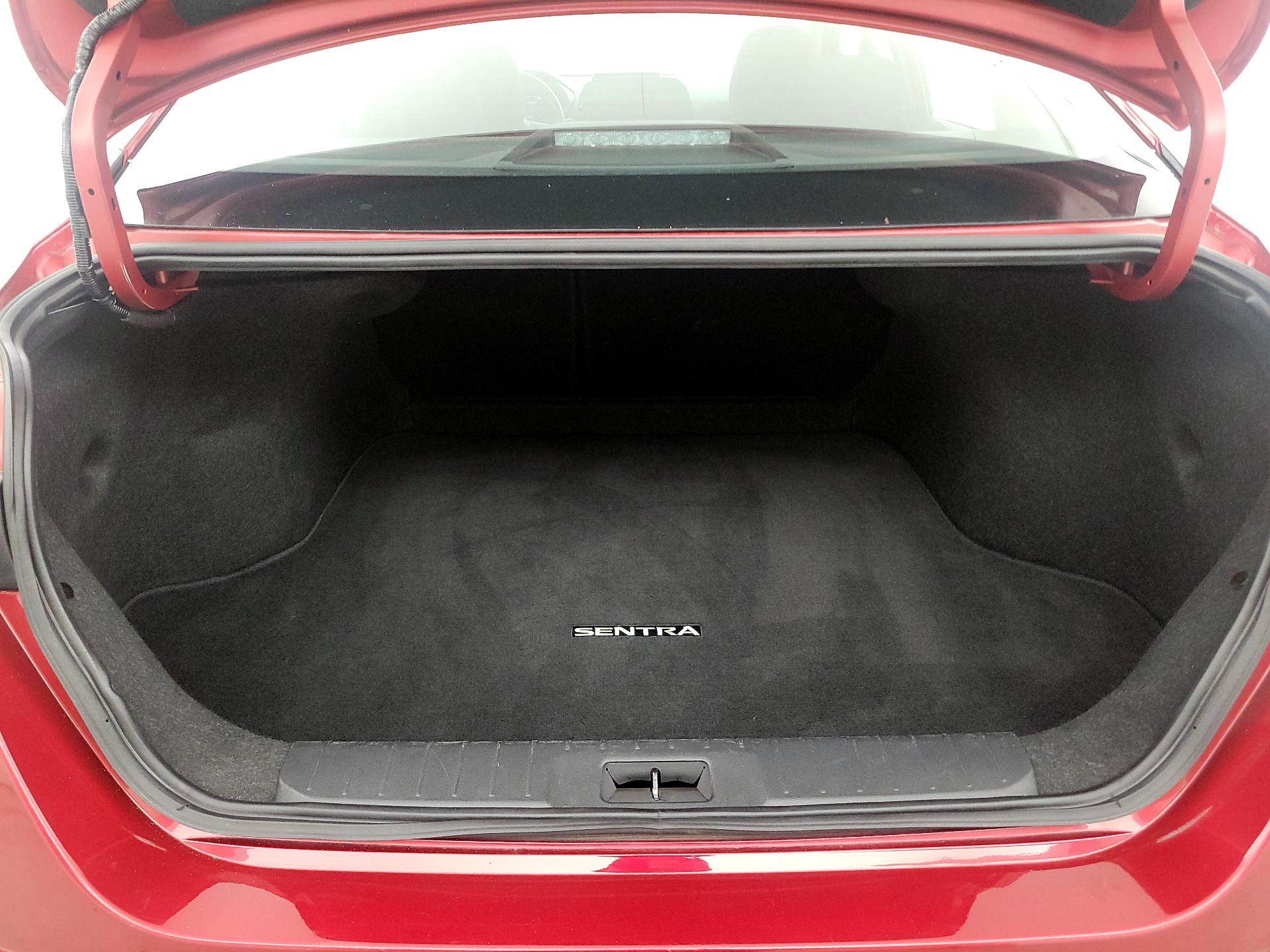 Thumbnail: 2024 Nissan Sentra - 20