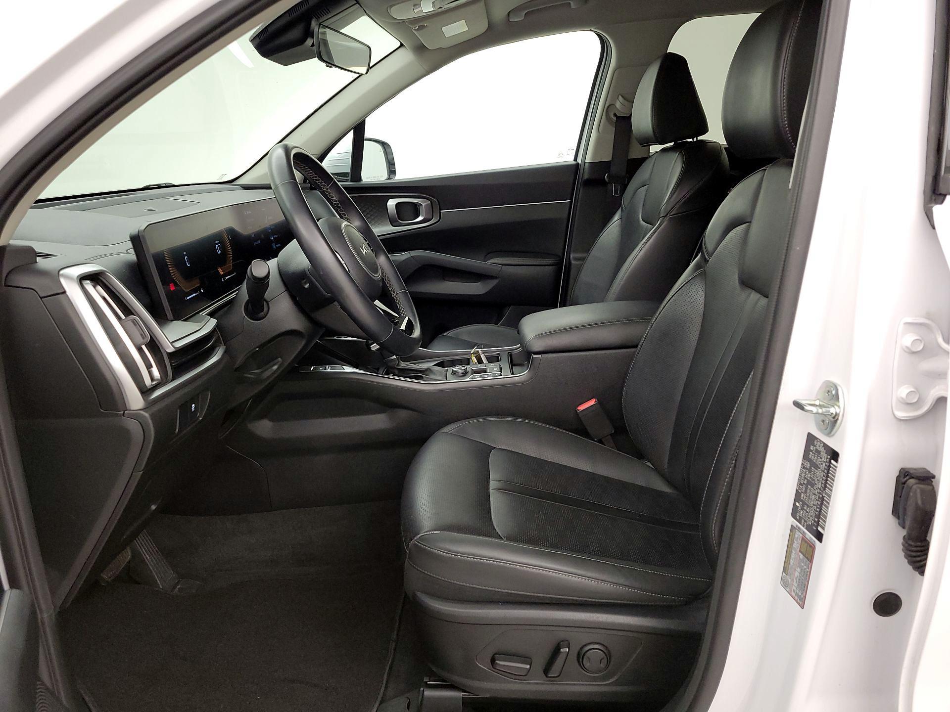 Thumbnail: 2024 Kia Sorento - 11