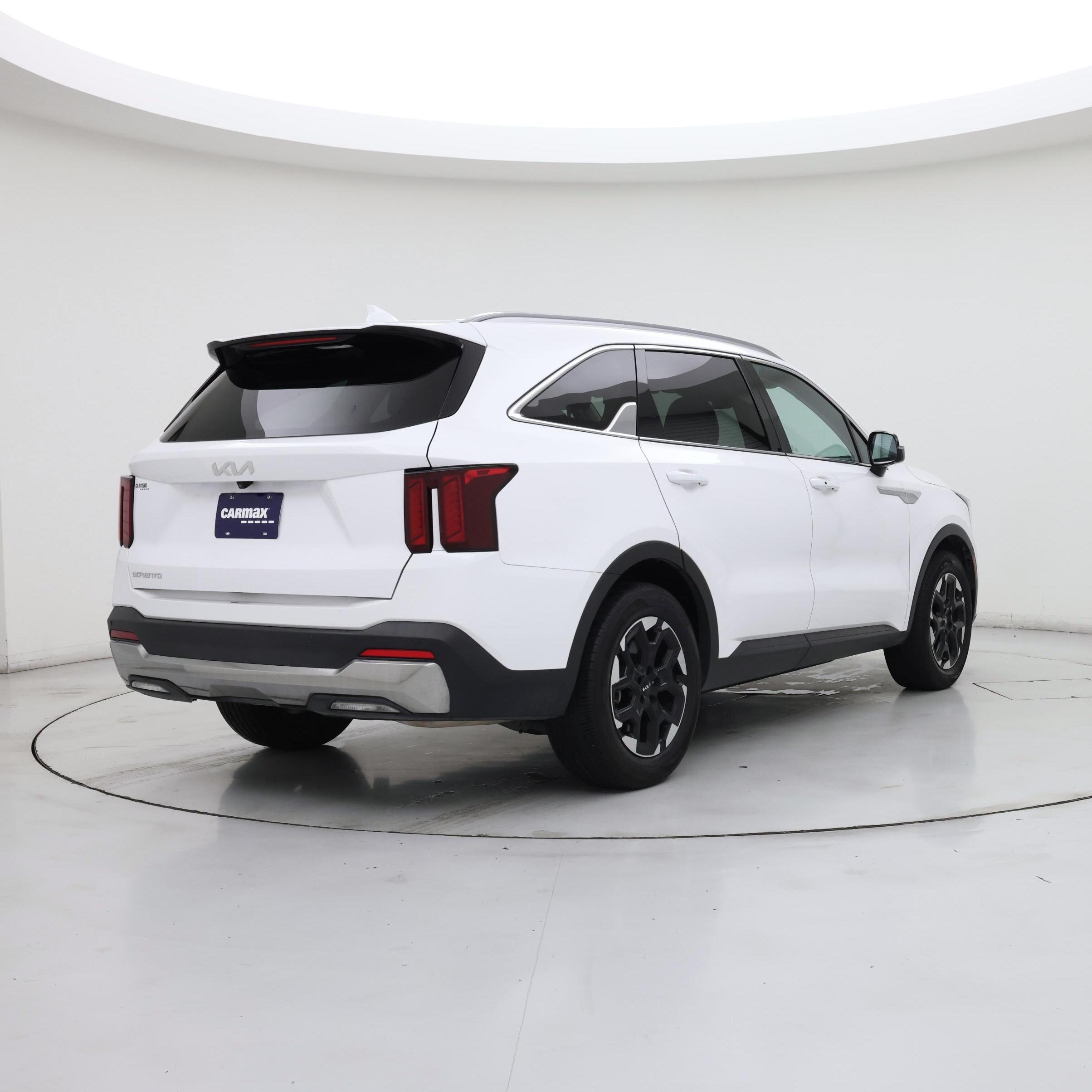 Thumbnail: 2024 Kia Sorento - 8