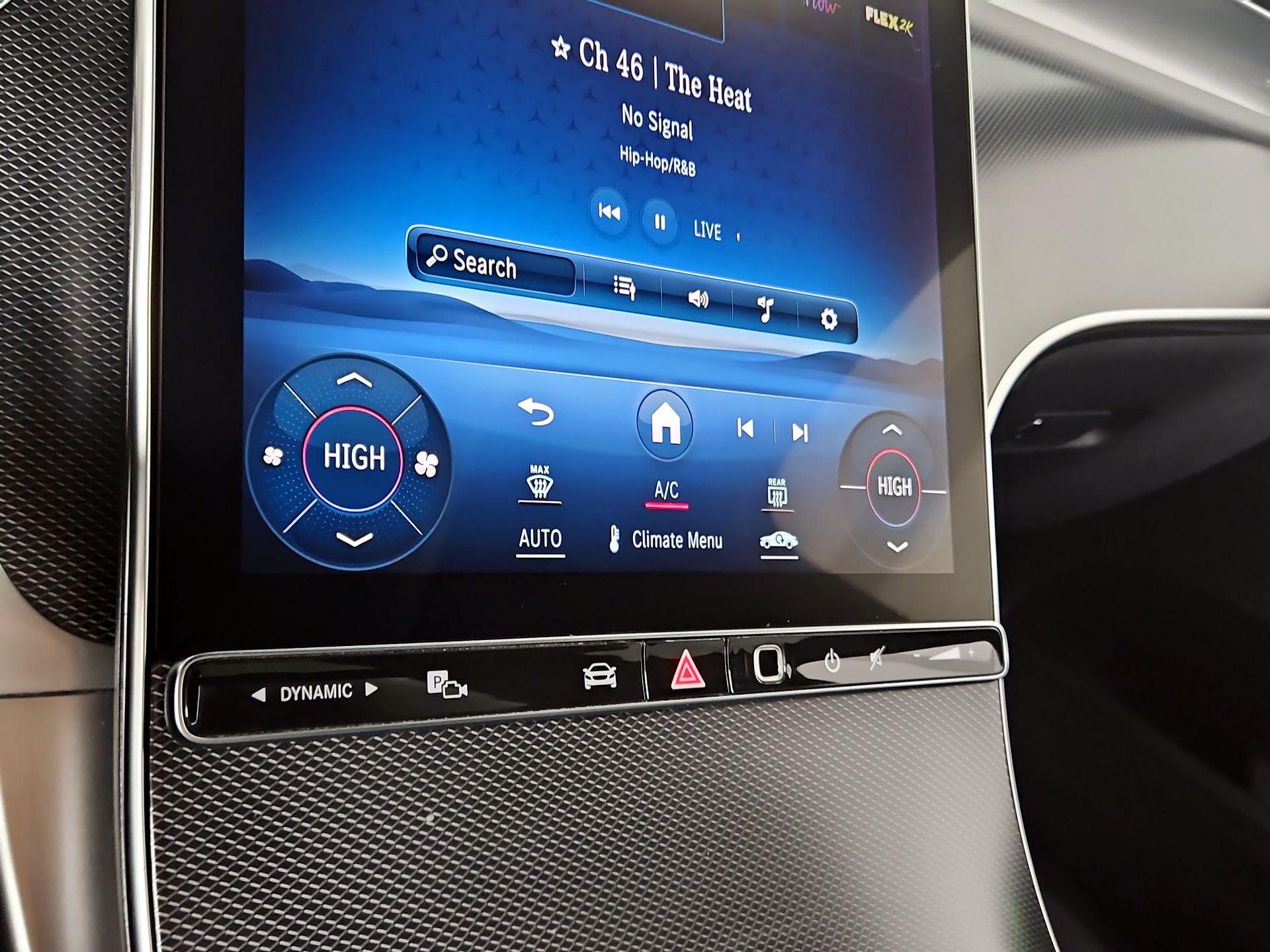 Thumbnail: 2024 Mercedes-Benz GLC - 16