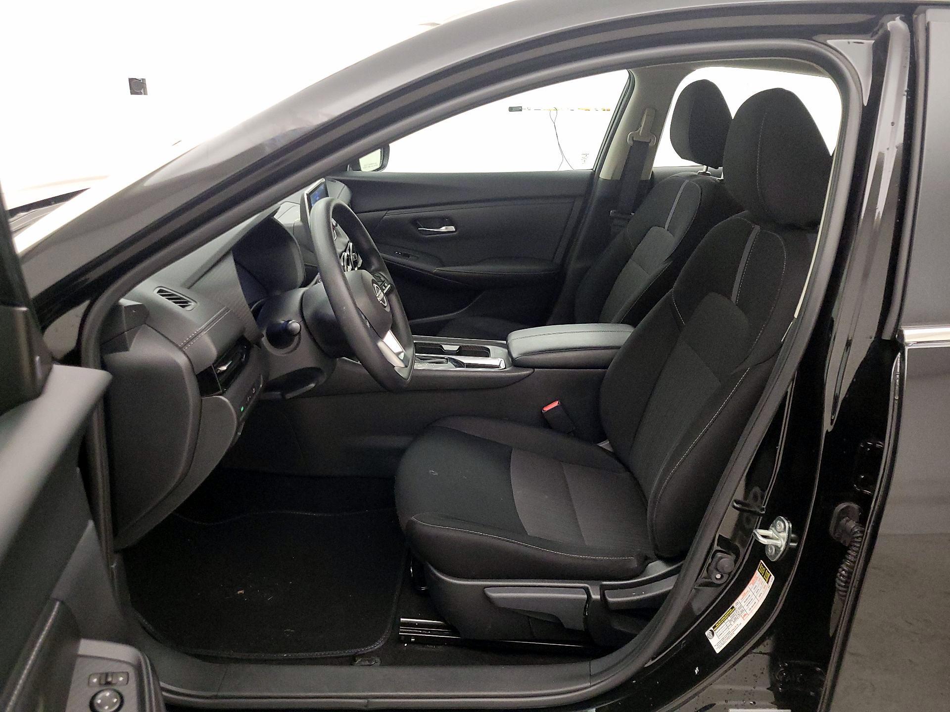 Thumbnail: 2024 Nissan Sentra - 11