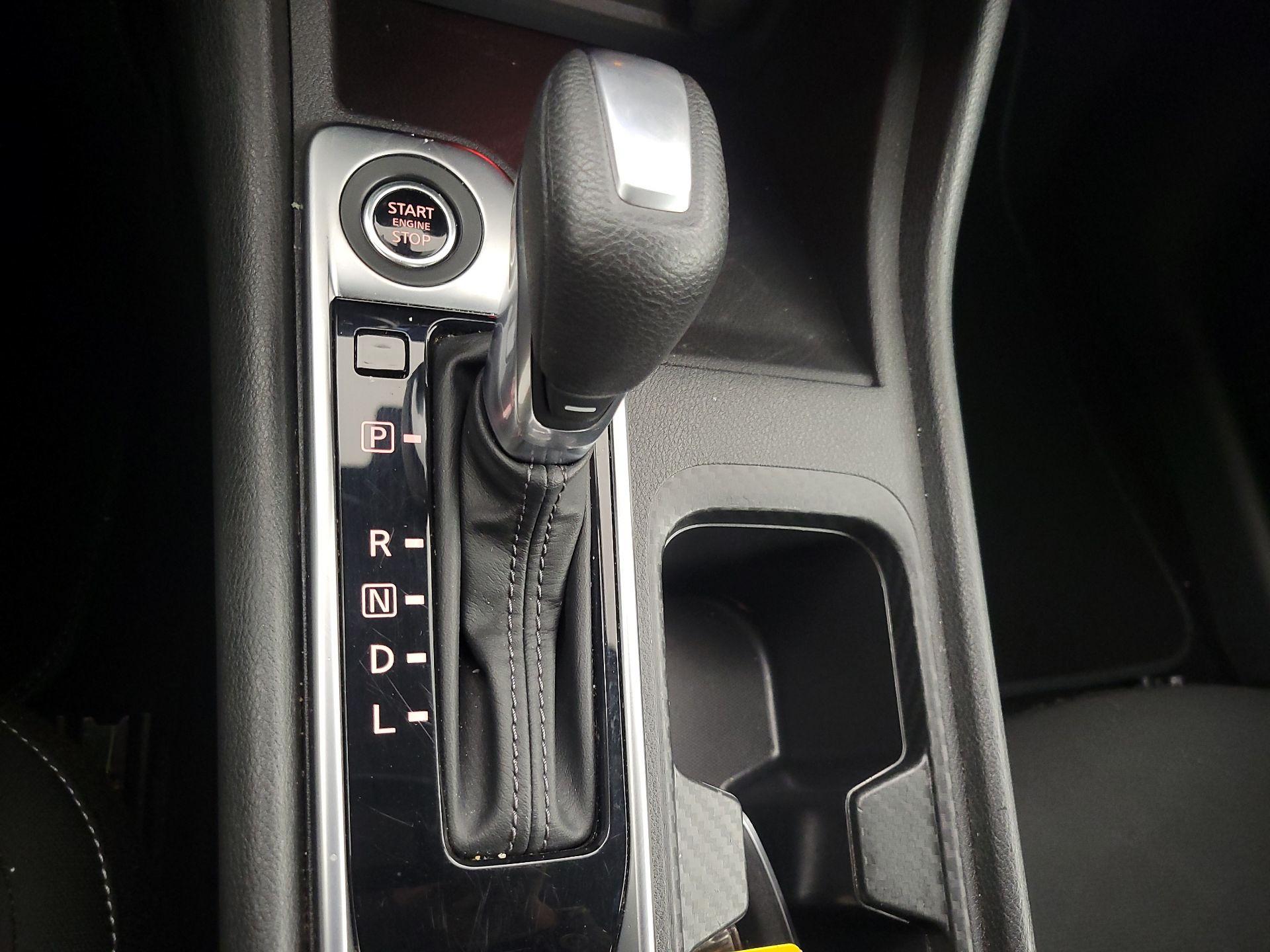 Thumbnail: 2024 Nissan Sentra - 17